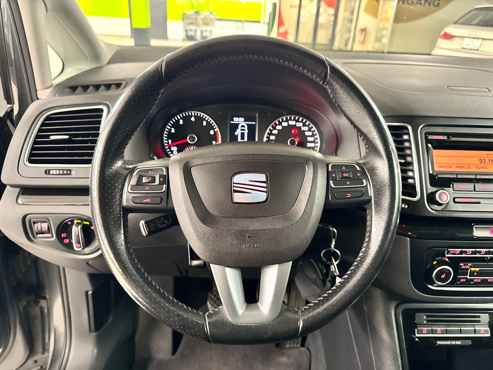 SEAT Alhambra 1.4 TSI Reference Eco-image-13