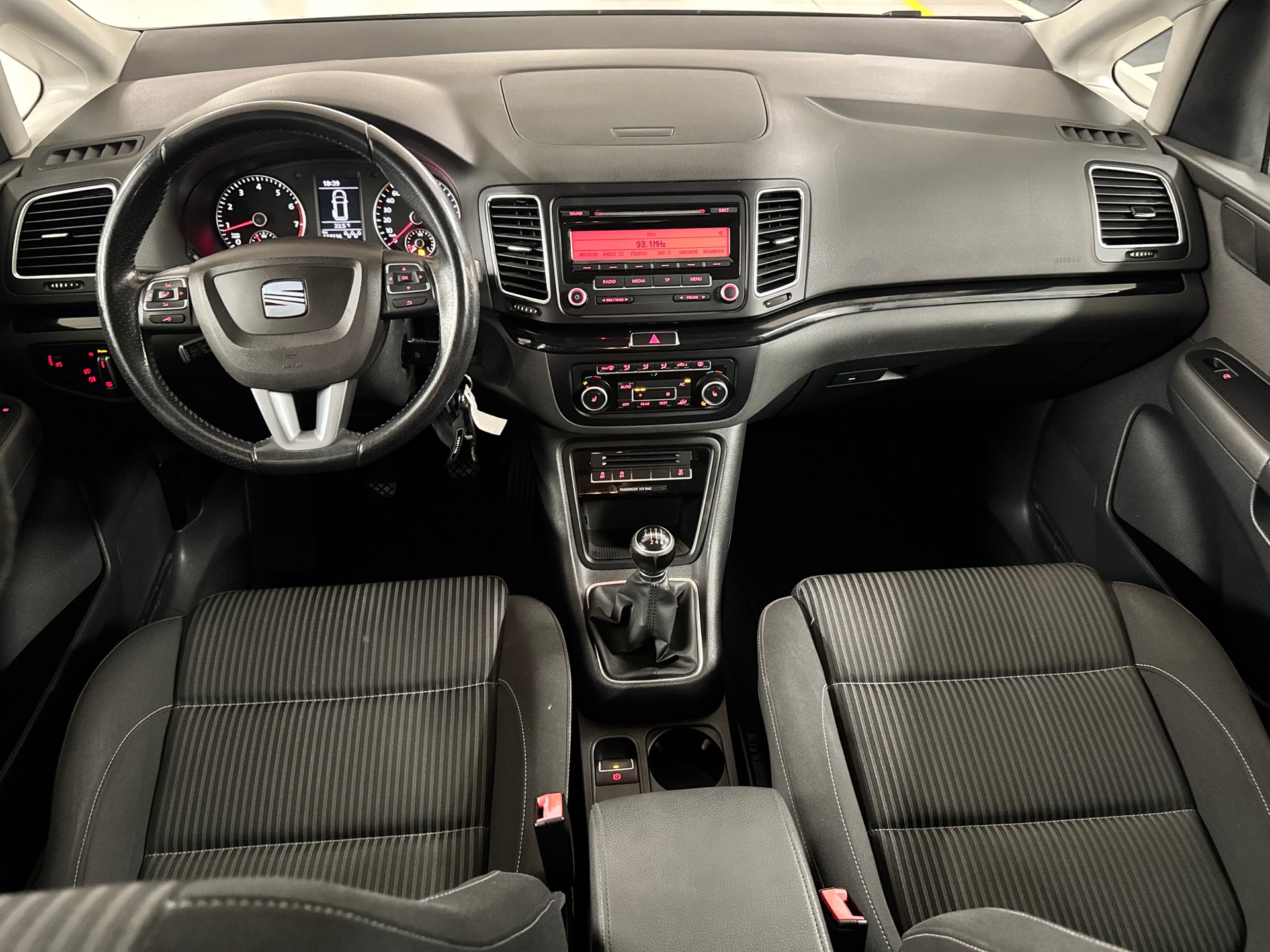 SEAT Alhambra 1.4 TSI Reference Eco-image-12