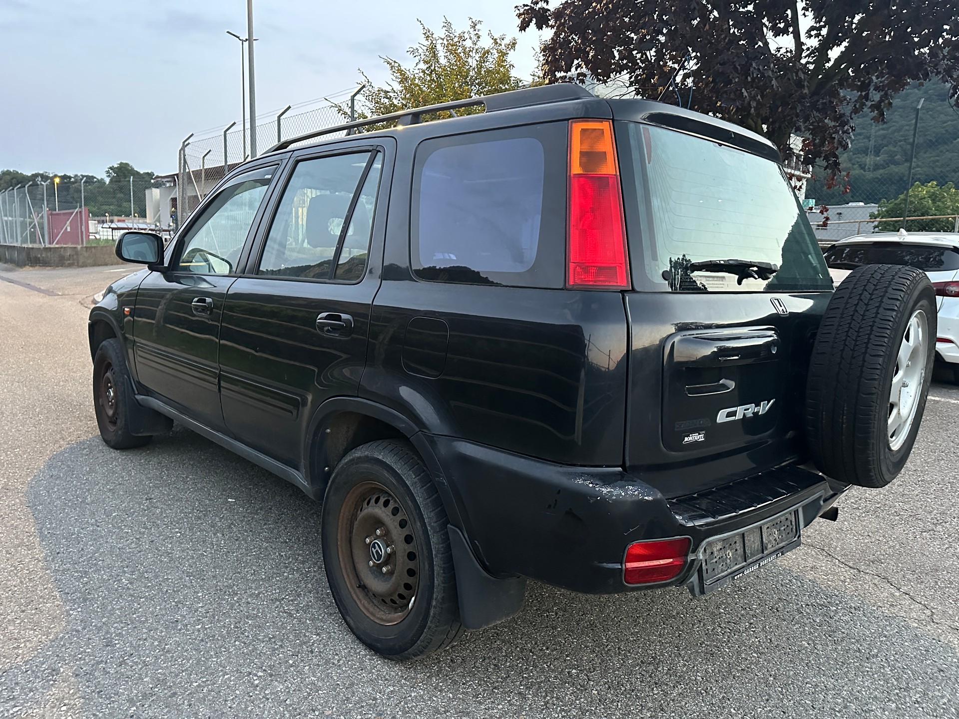 HONDA CR-V 2.0i 4WD LS-image-4