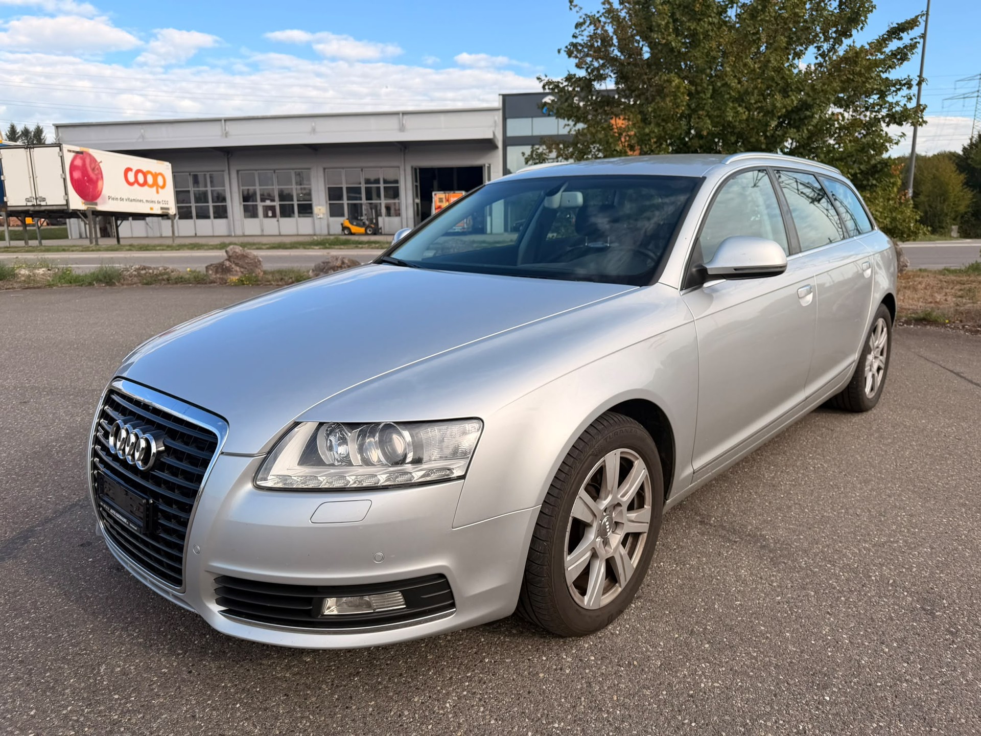 AUDI A6 Avant 3.0 V6 TDI quattro tiptronic-image-2