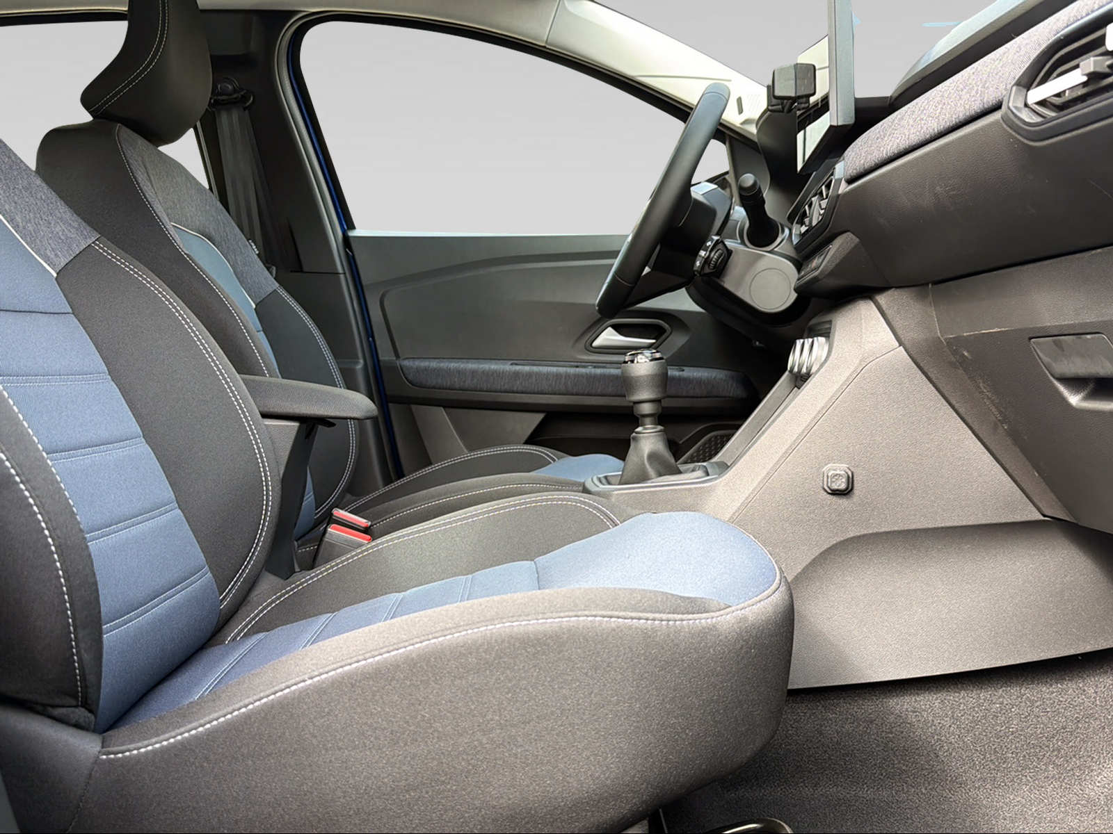 DACIA Sandero-image-4