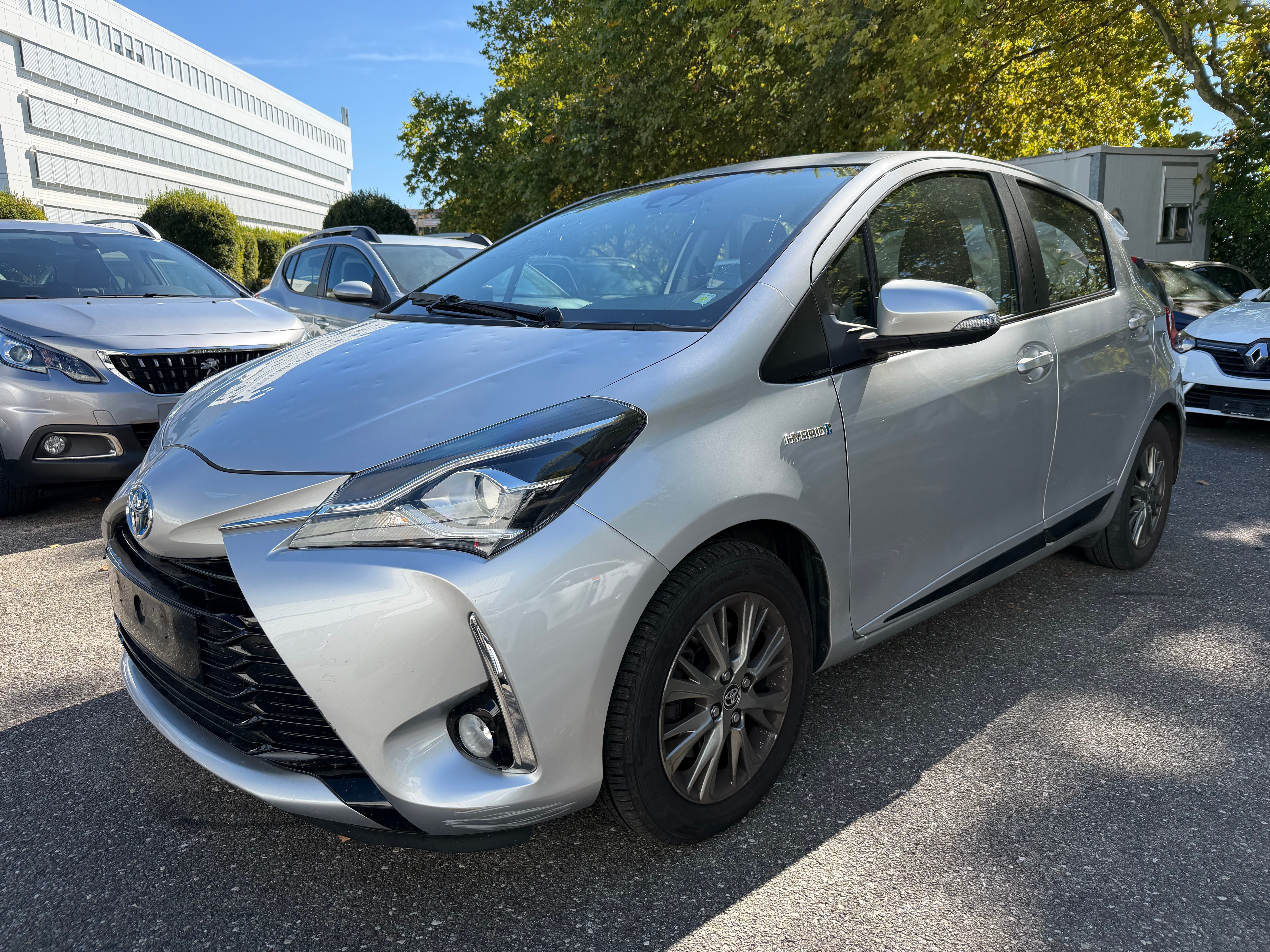 Car photo
