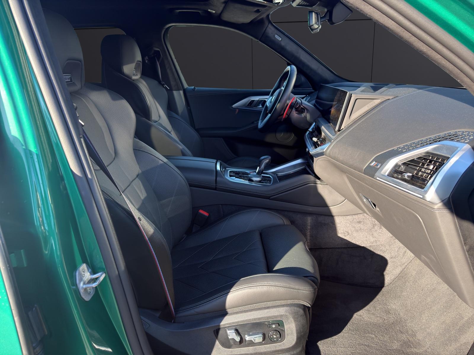 BMW XM G09 50e Plug-in Hybrid-image-10
