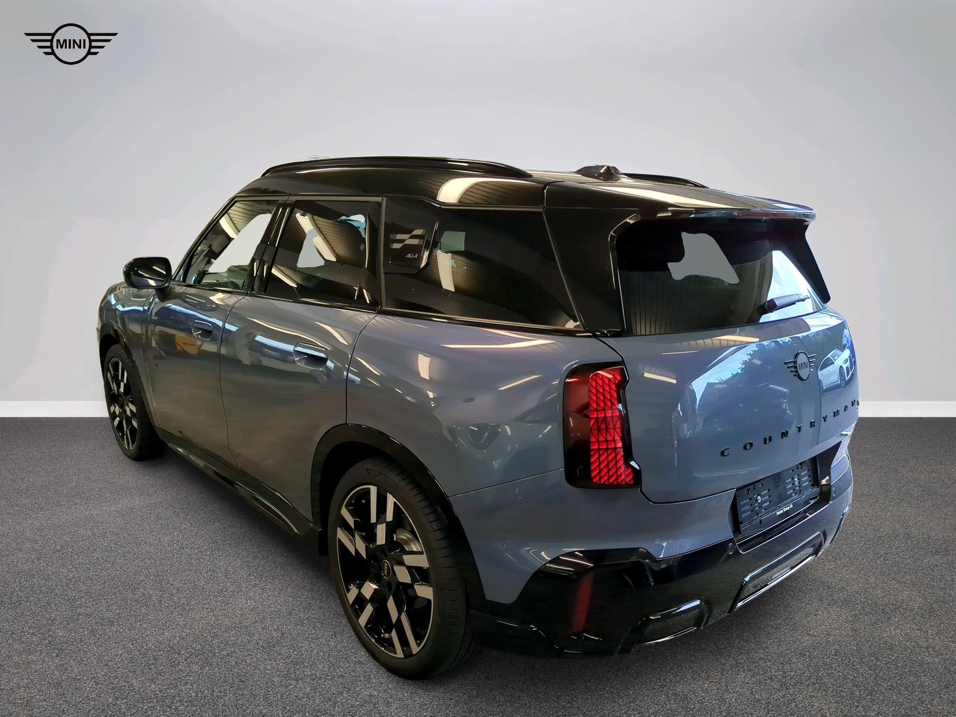 MINI Countryman SE ALL4-image-3