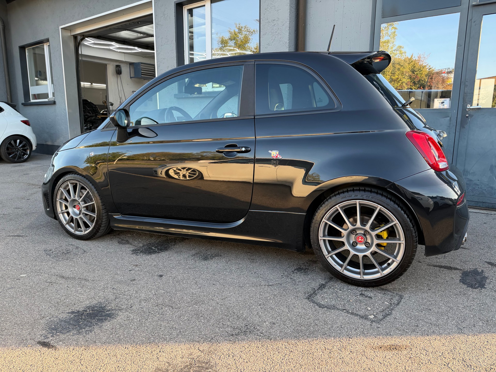 FIAT 595 1.4 16V Turbo Abarth-image-5