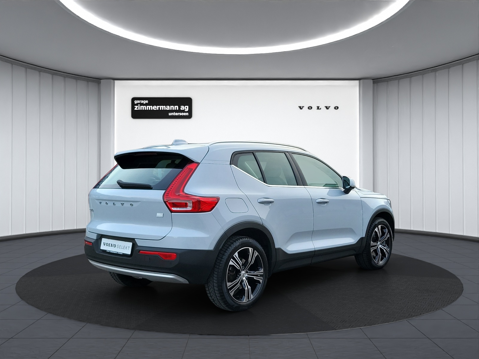 VOLVO XC40 1.5 T5 PiH Inscription-image-6