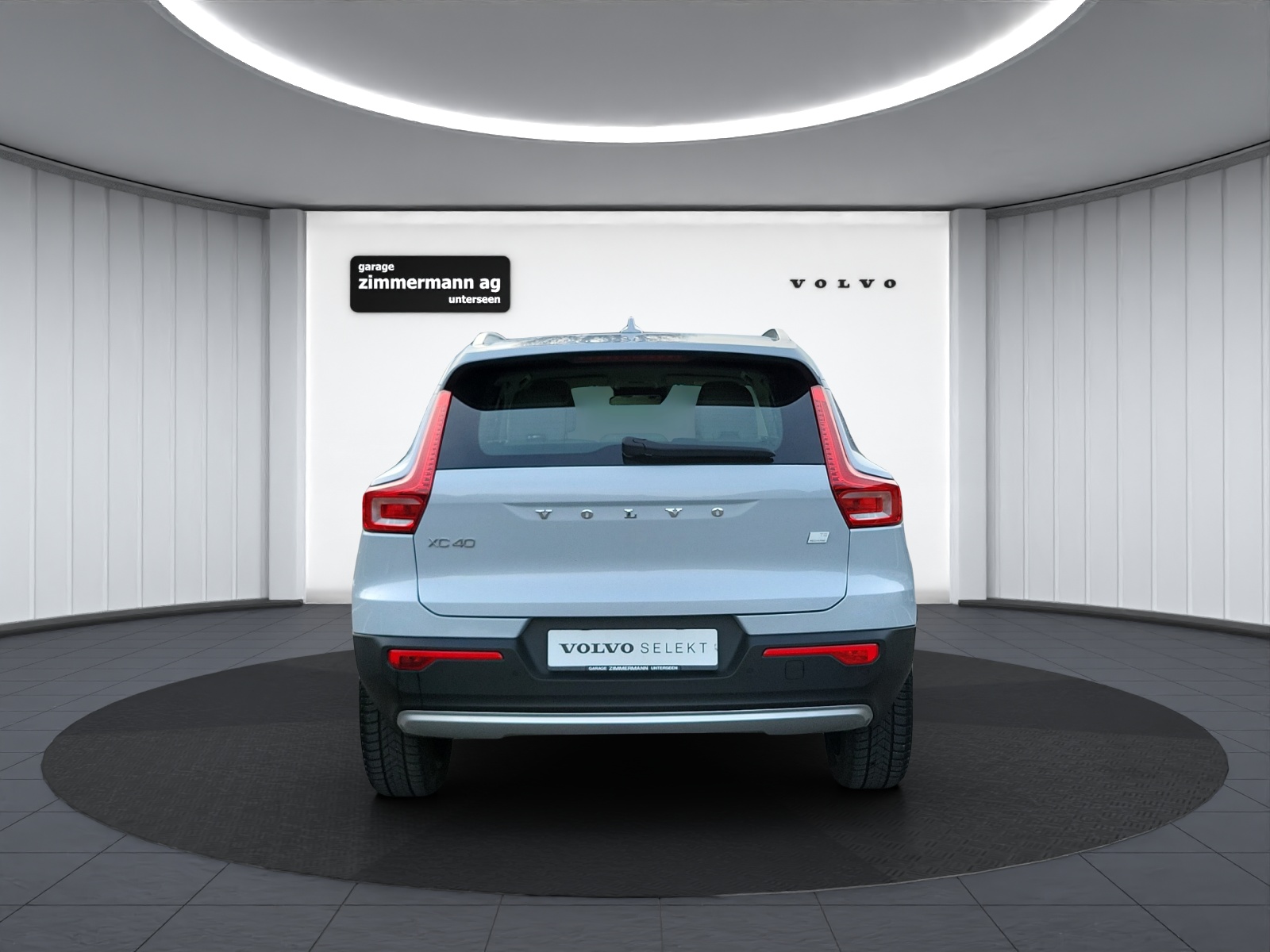 VOLVO XC40 1.5 T5 PiH Inscription-image-7