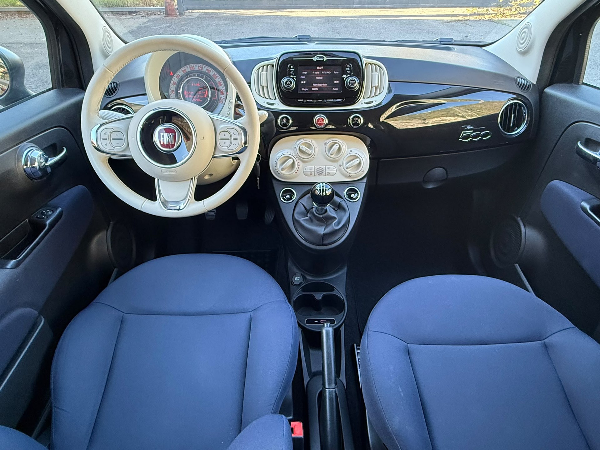 FIAT 500 1.0 N3 MildHybrid Rockstar-image-10