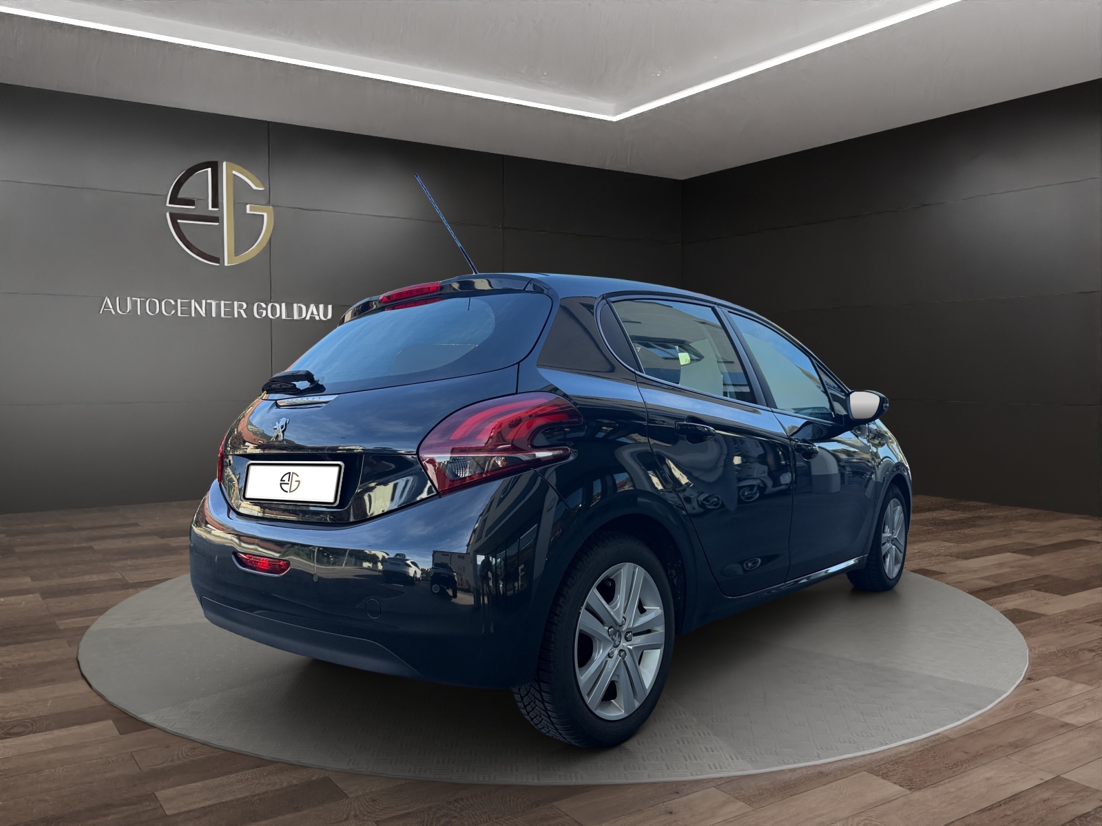 PEUGEOT 208 1.2 PureTech Signature-image-3