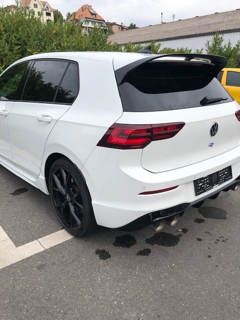 VW 2.0 TSI R 20 Years DSG 4motion-image-1
