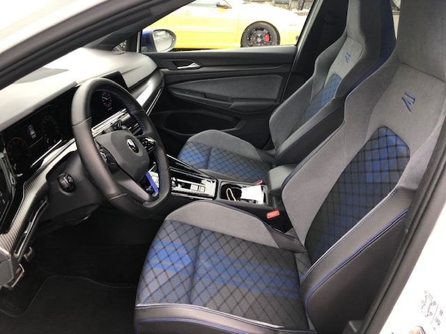 VW 2.0 TSI R 20 Years DSG 4motion-image-14