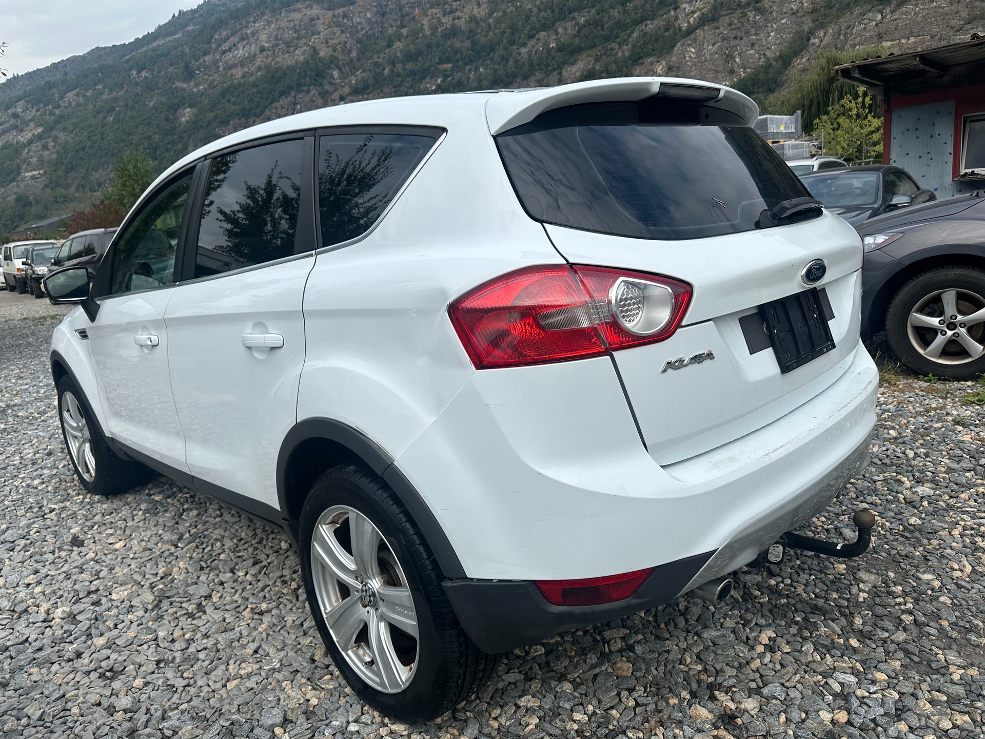 FORD Kuga 2.0 TDCi Titanium 4WD-image-14