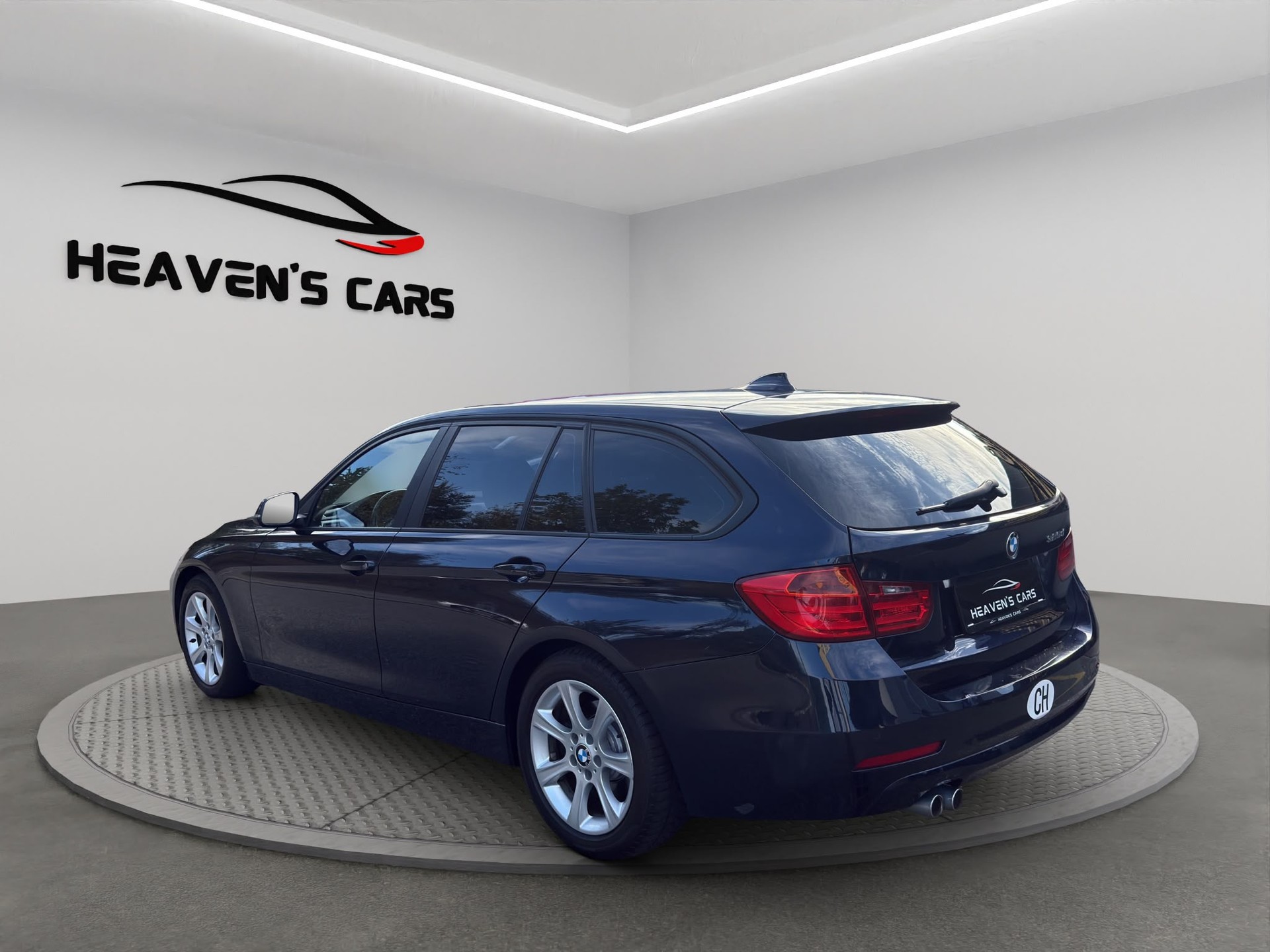 BMW 325d Touring-image-4