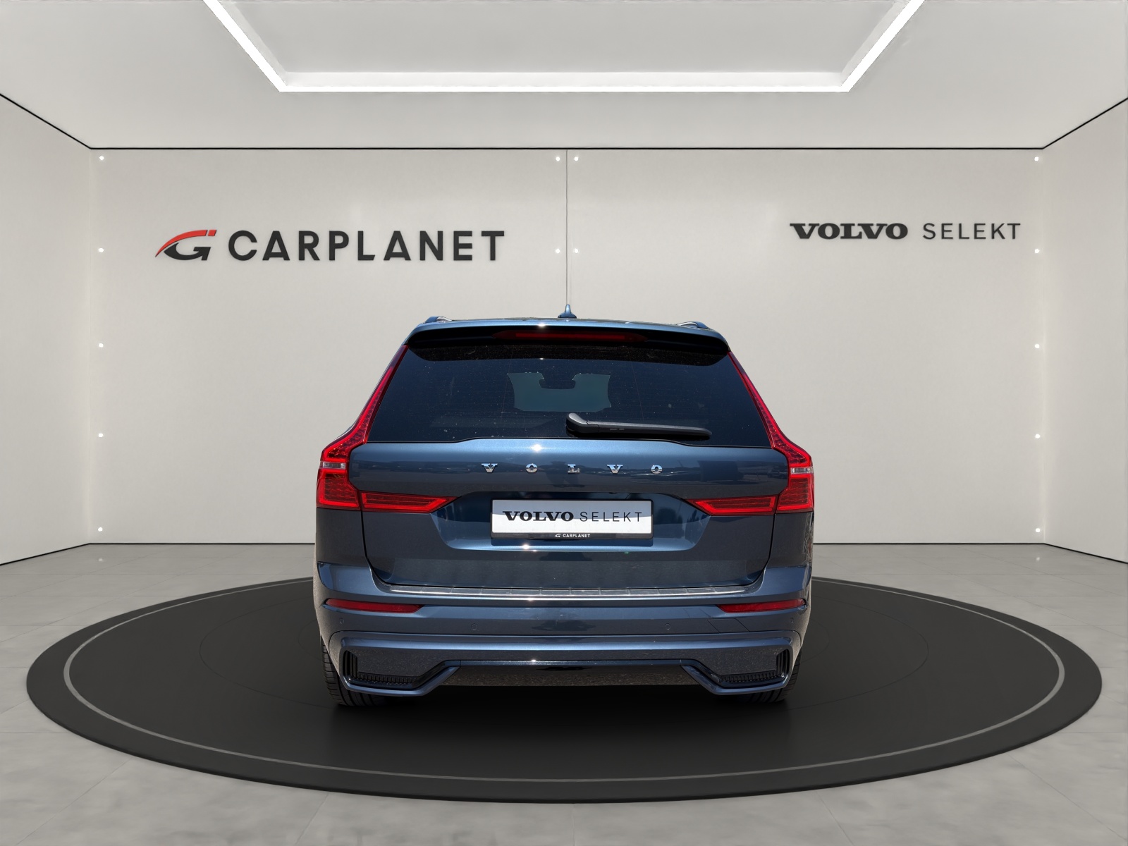 VOLVO XC60 2.0 T8 TE R-Design eAWD-image-4