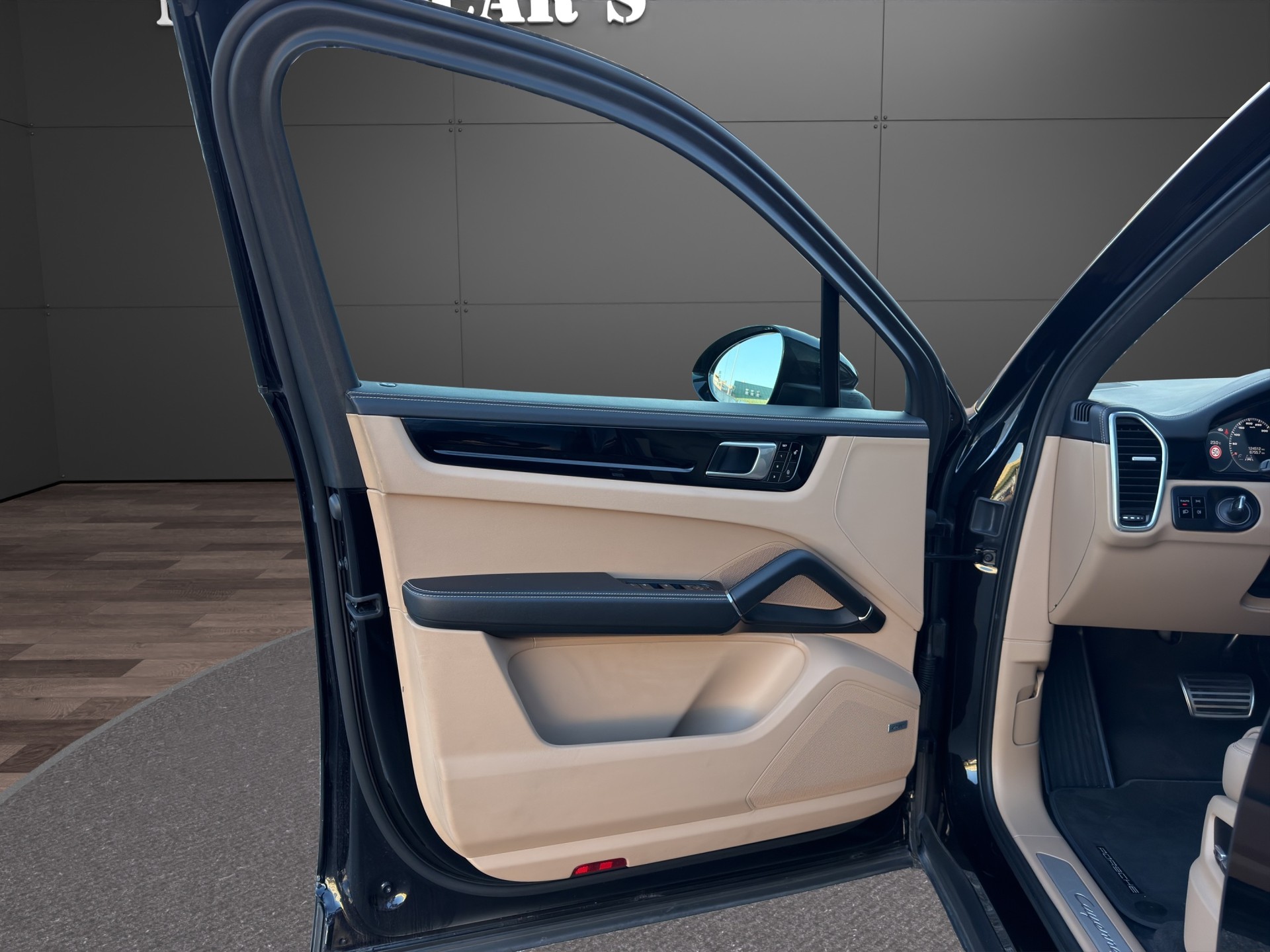 PORSCHE Cayenne S Panorama Dach MFK/Garantie-image-20