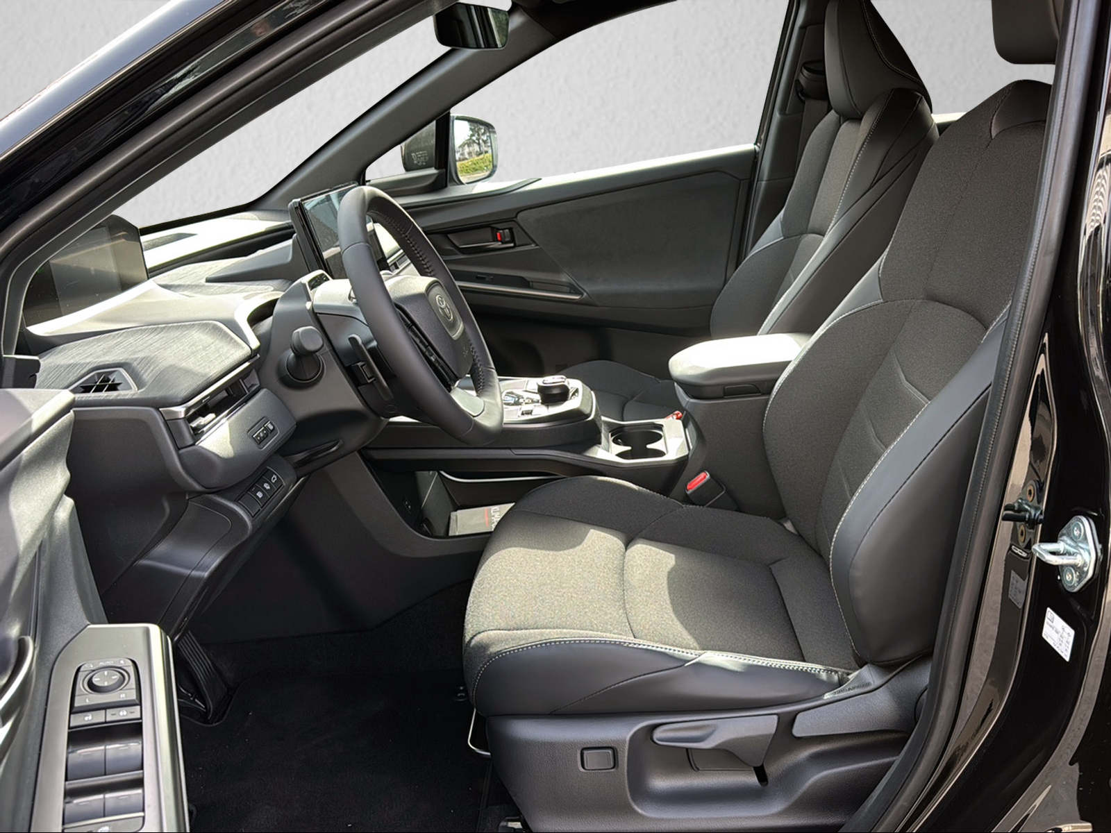 TOYOTA C-HR+ 77 kWh Style AWD-image-6