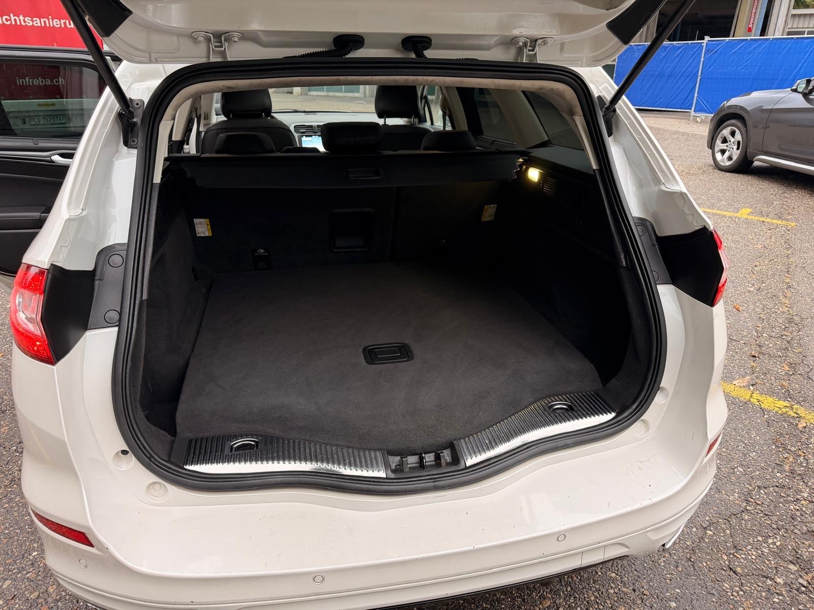 FORD Mondeo 2.0 TDCi ST-Line AWD PowerShift-image-10