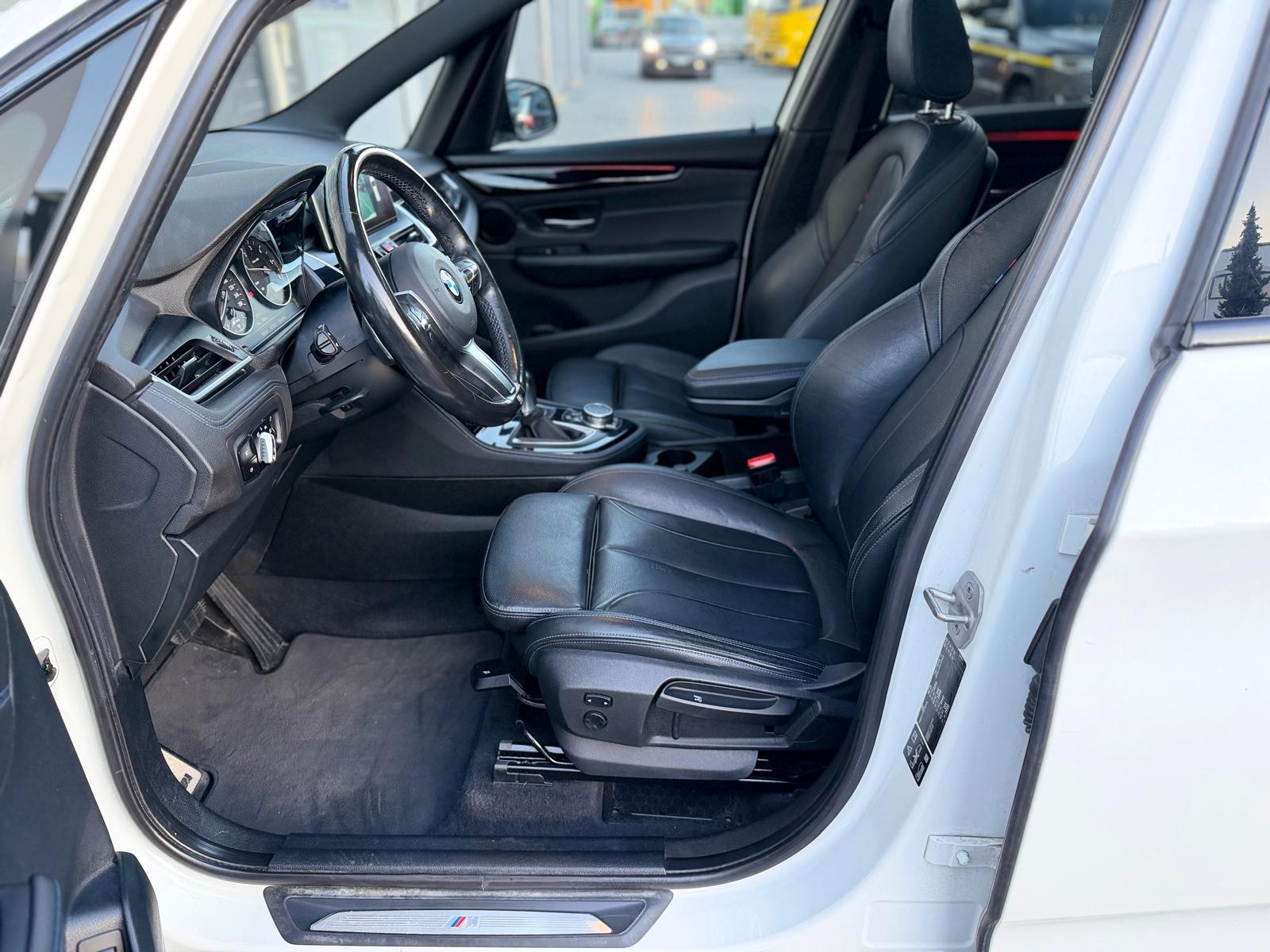 BMW 220d xDrive Gran Tourer M Sport Steptronic-image-9