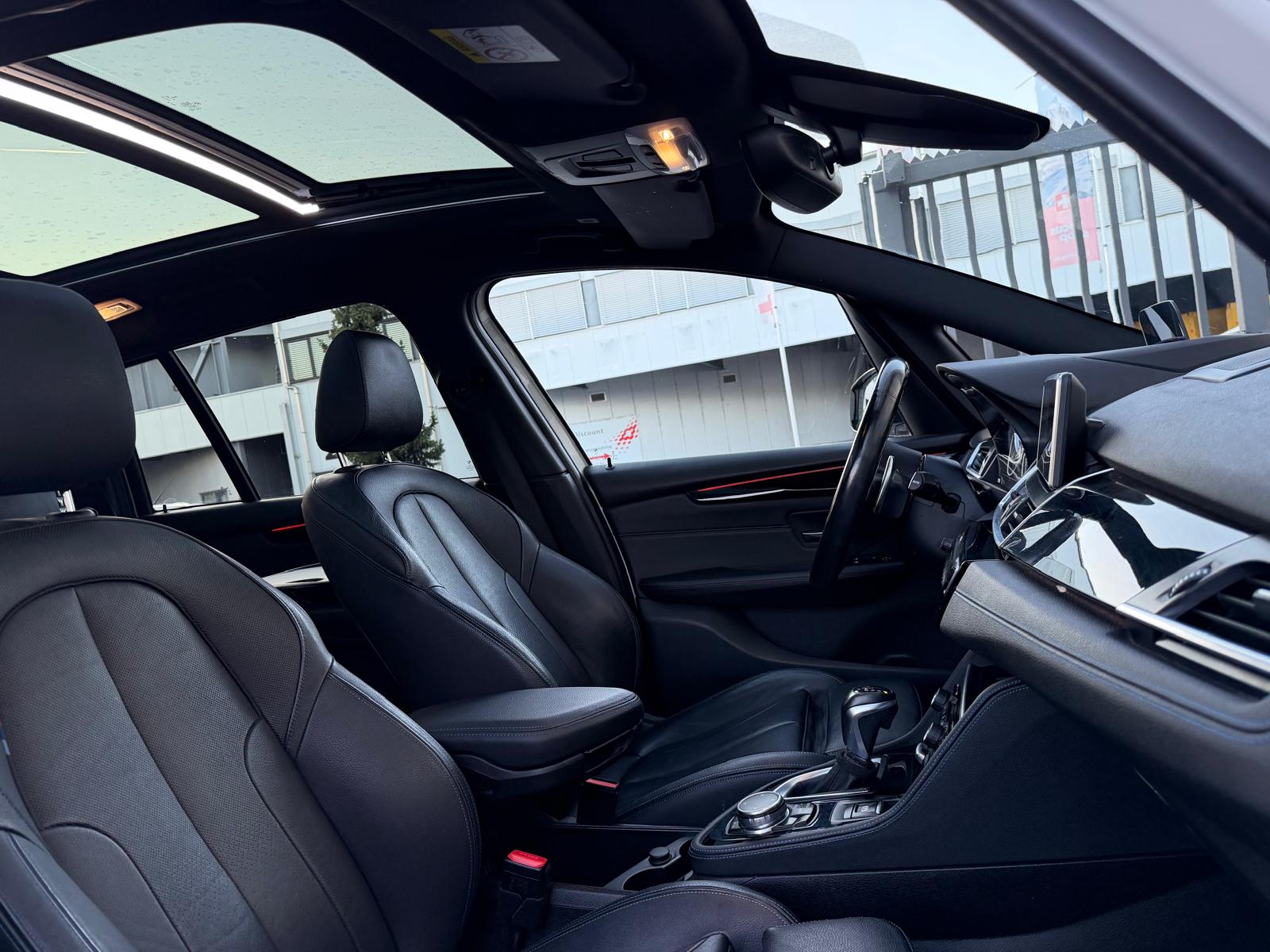 BMW 220d xDrive Gran Tourer M Sport Steptronic-image-17