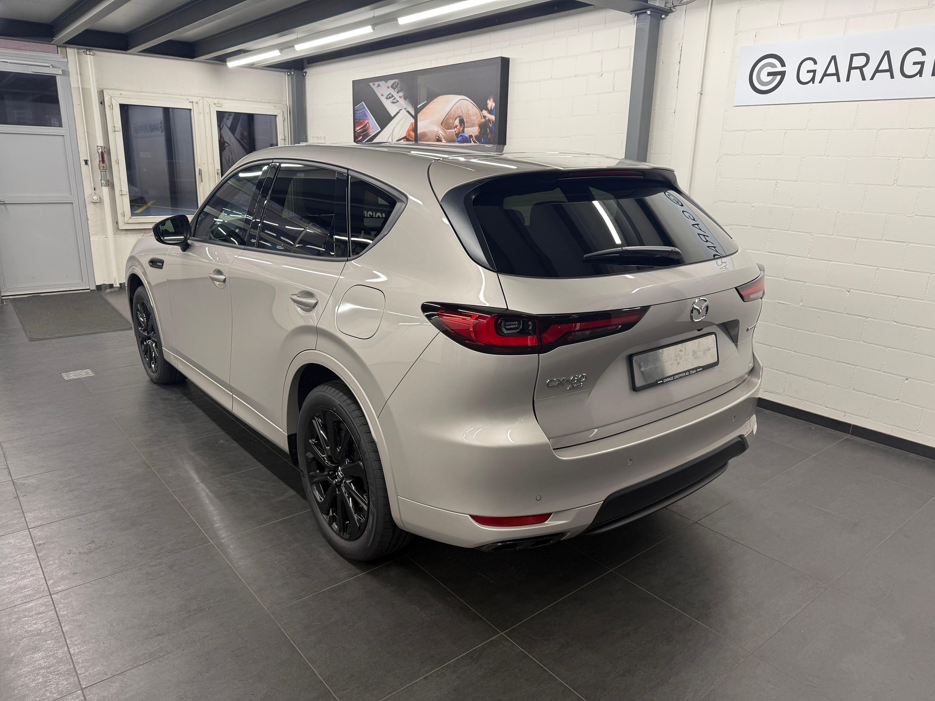 MAZDA CX-60 2.5 PHEV Homura-image-3