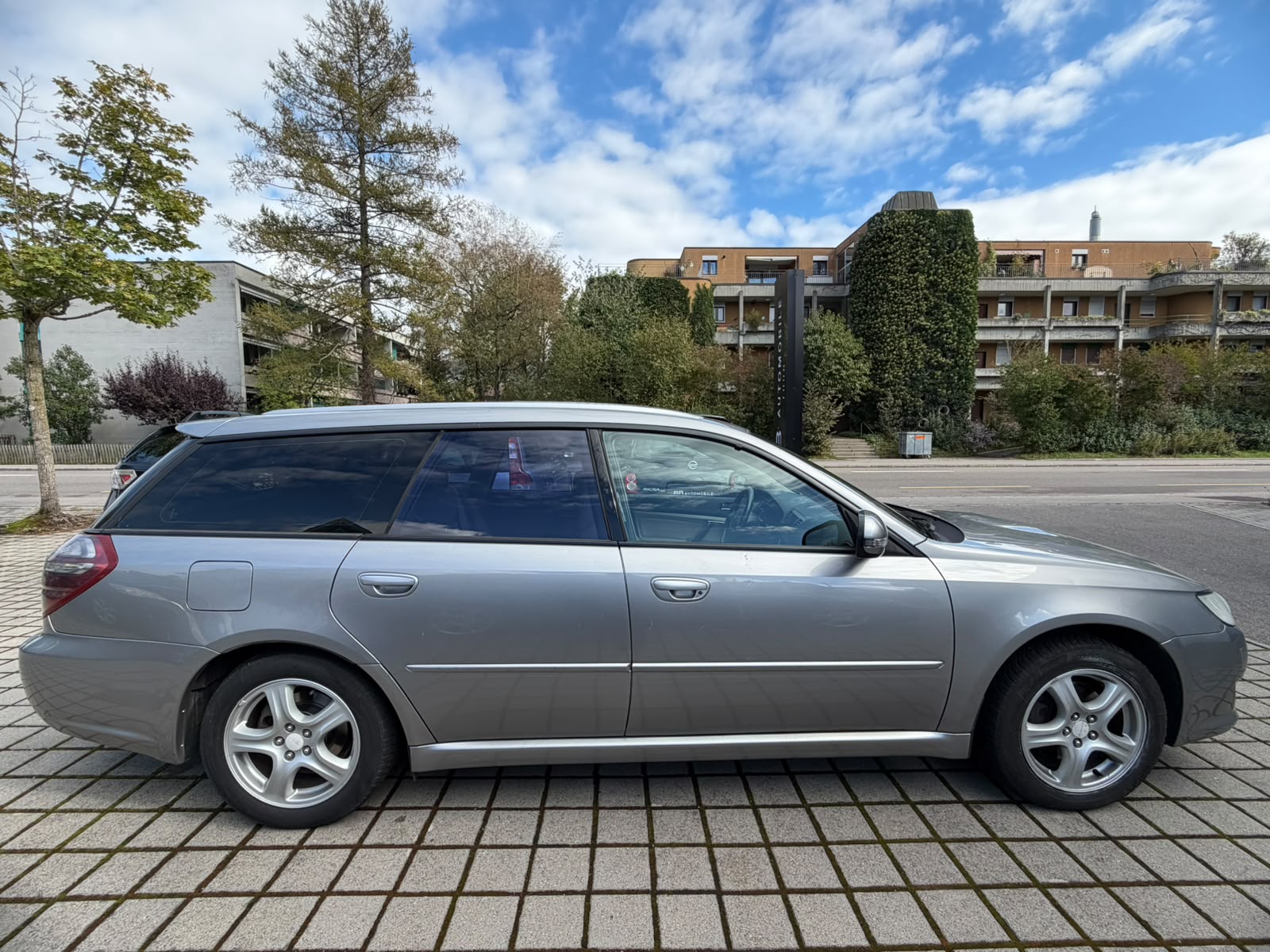 SUBARU Legacy 2.0D AWD Limited-image-4