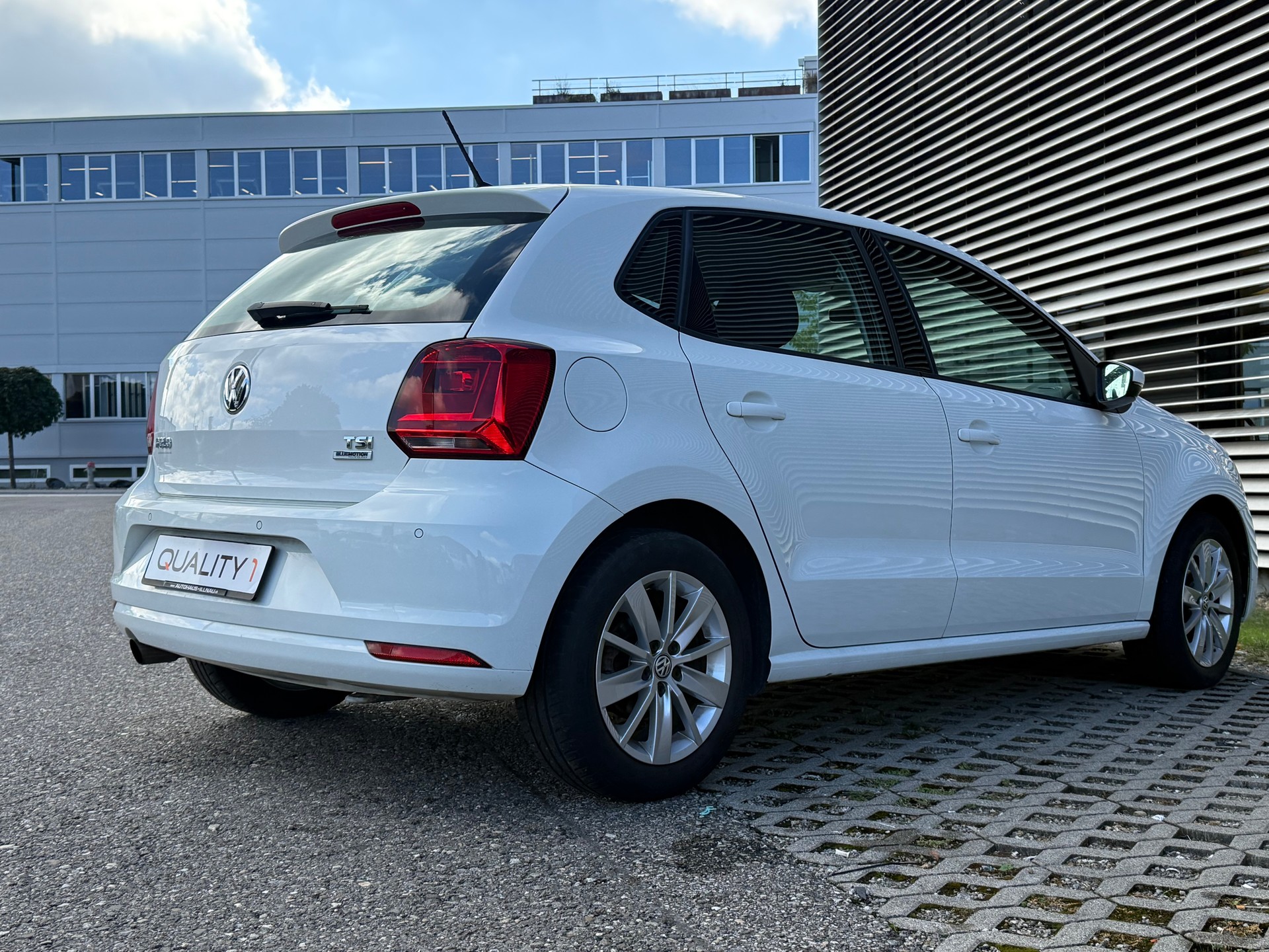 VW Polo 1.2 TSI BMT Highline-image-11