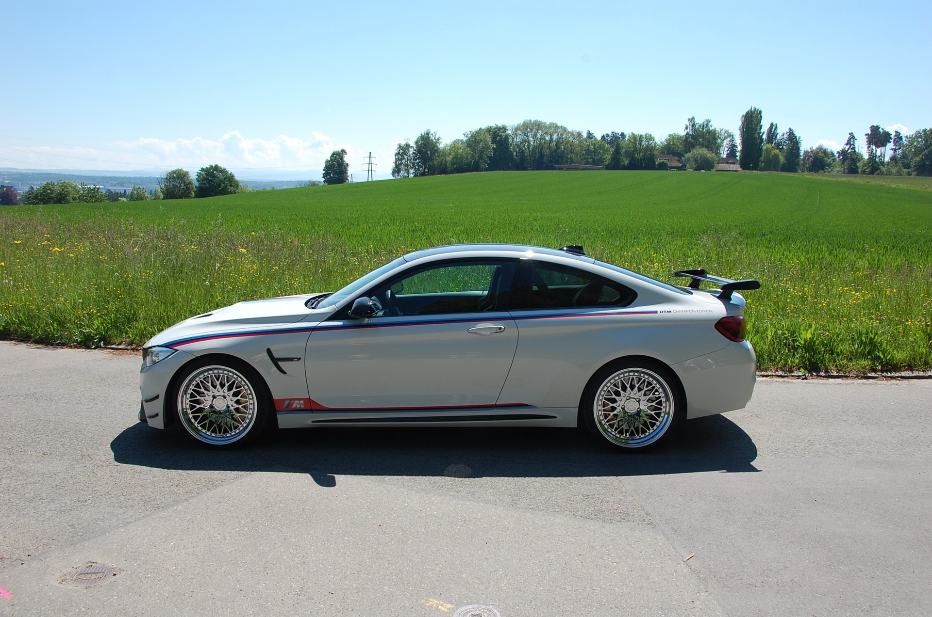 BMW M4 GTS-image-2