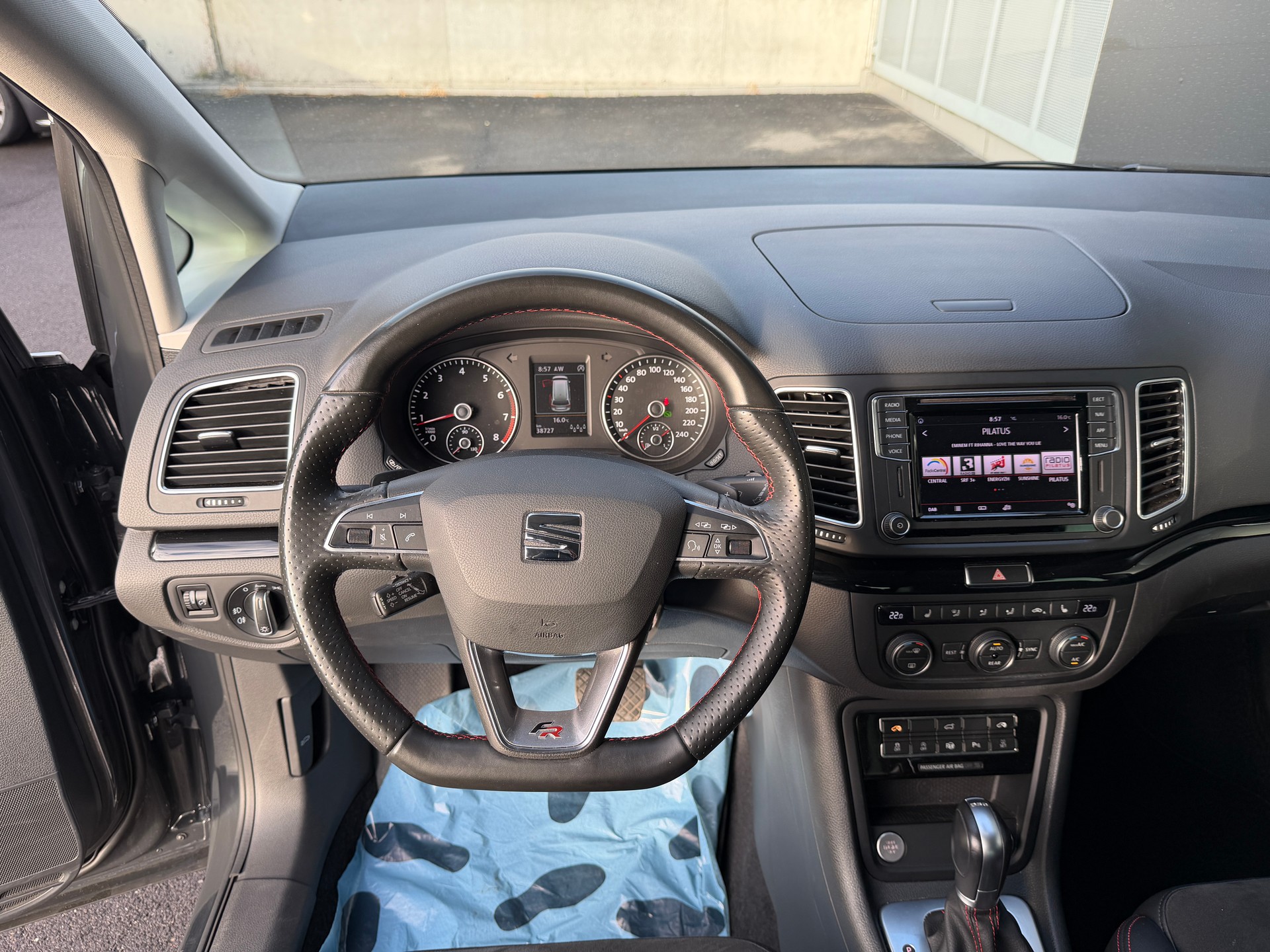 SEAT Alhambra 1.4 TSI DSG Hola FR-image-12