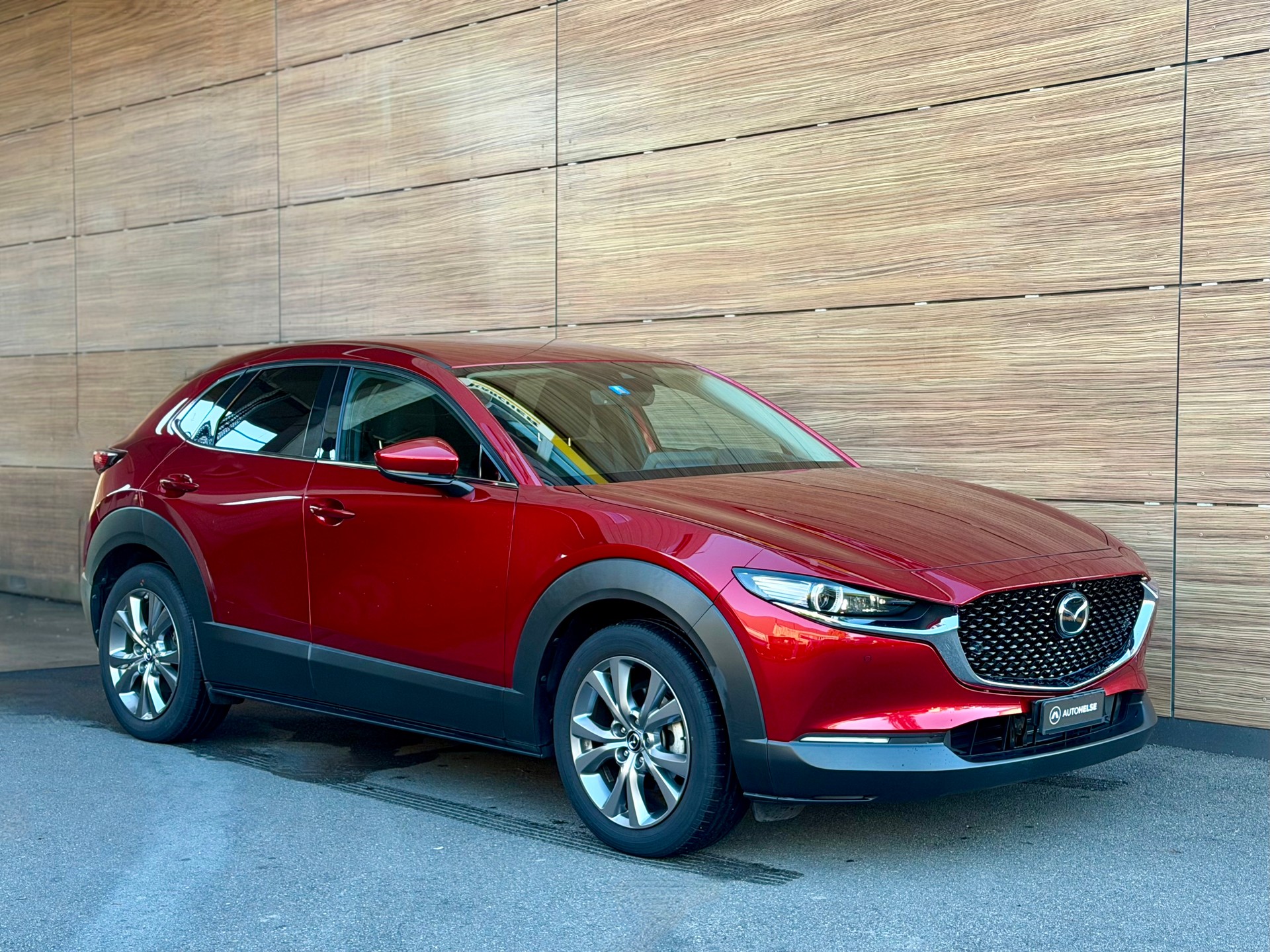 MAZDA CX-30 SKYACTIV-X M Hybrid Revolution AWD Automat - Sonderlackierung (Soul Red Crystal) --image-1