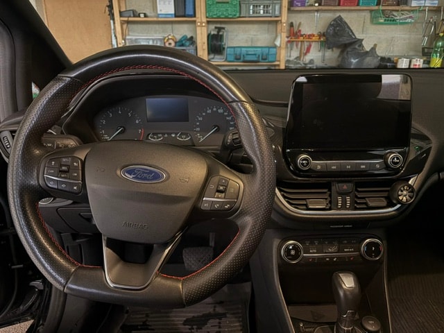 FORD 1.0 EcoB Hybrid ST-Line-image-4