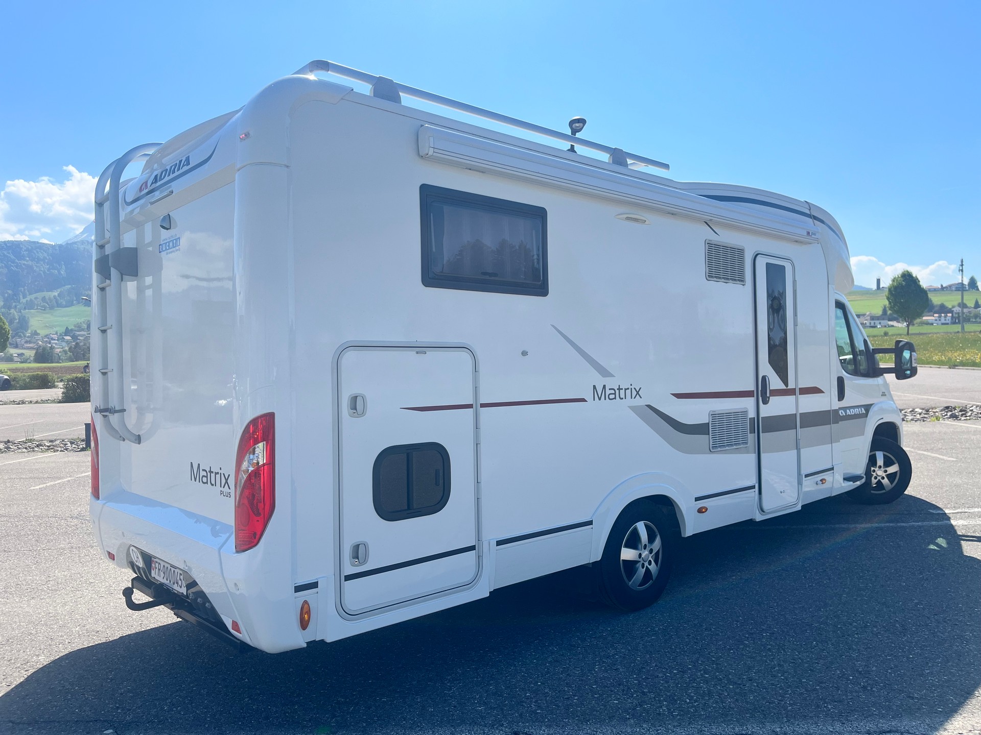 ADRIA Plus M670-image-2
