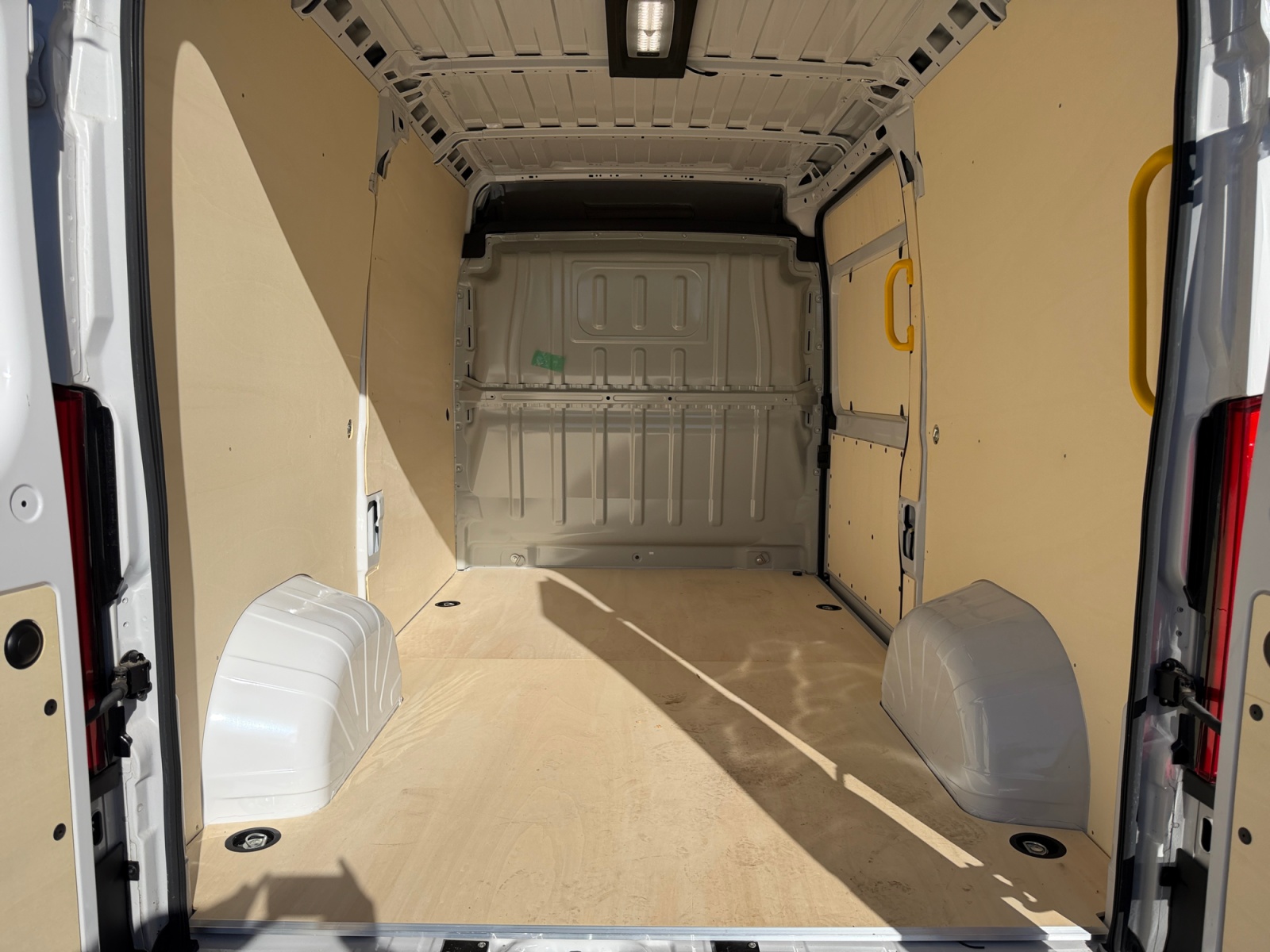 FIAT Ducato 33 L2H2 - 3 Jahre od. 60.000 Kilometer Gratis Service-image-15