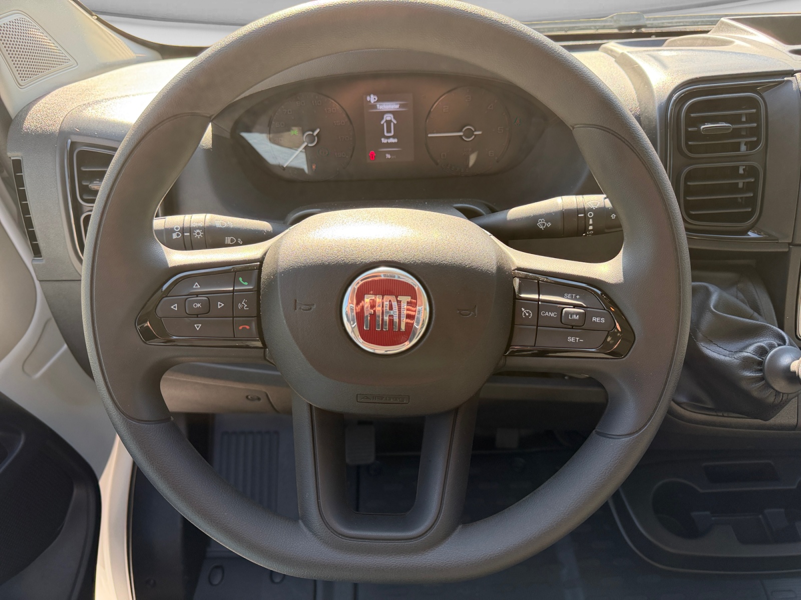 FIAT Ducato 33 L2H2 - 3 Jahre od. 60.000 Kilometer Gratis Service-image-12