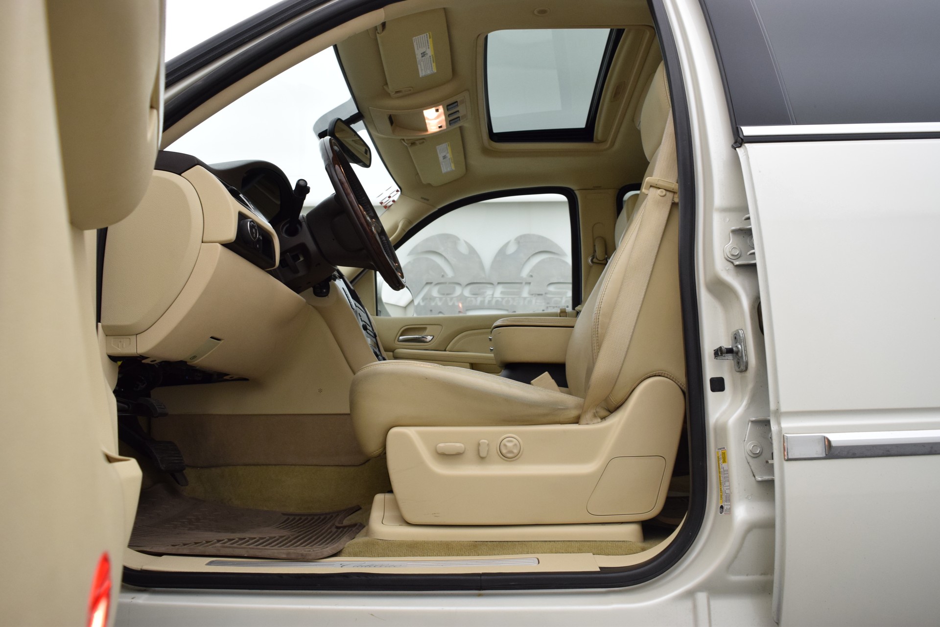 CADILLAC Escalade 6.2 Sport Luxury-image-7