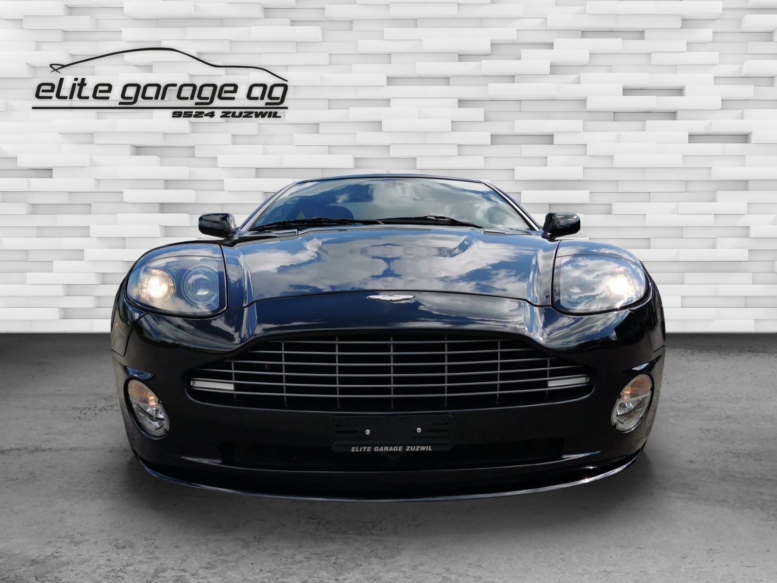 ASTON MARTIN Vanquish V12 S 5.9-48-image-1