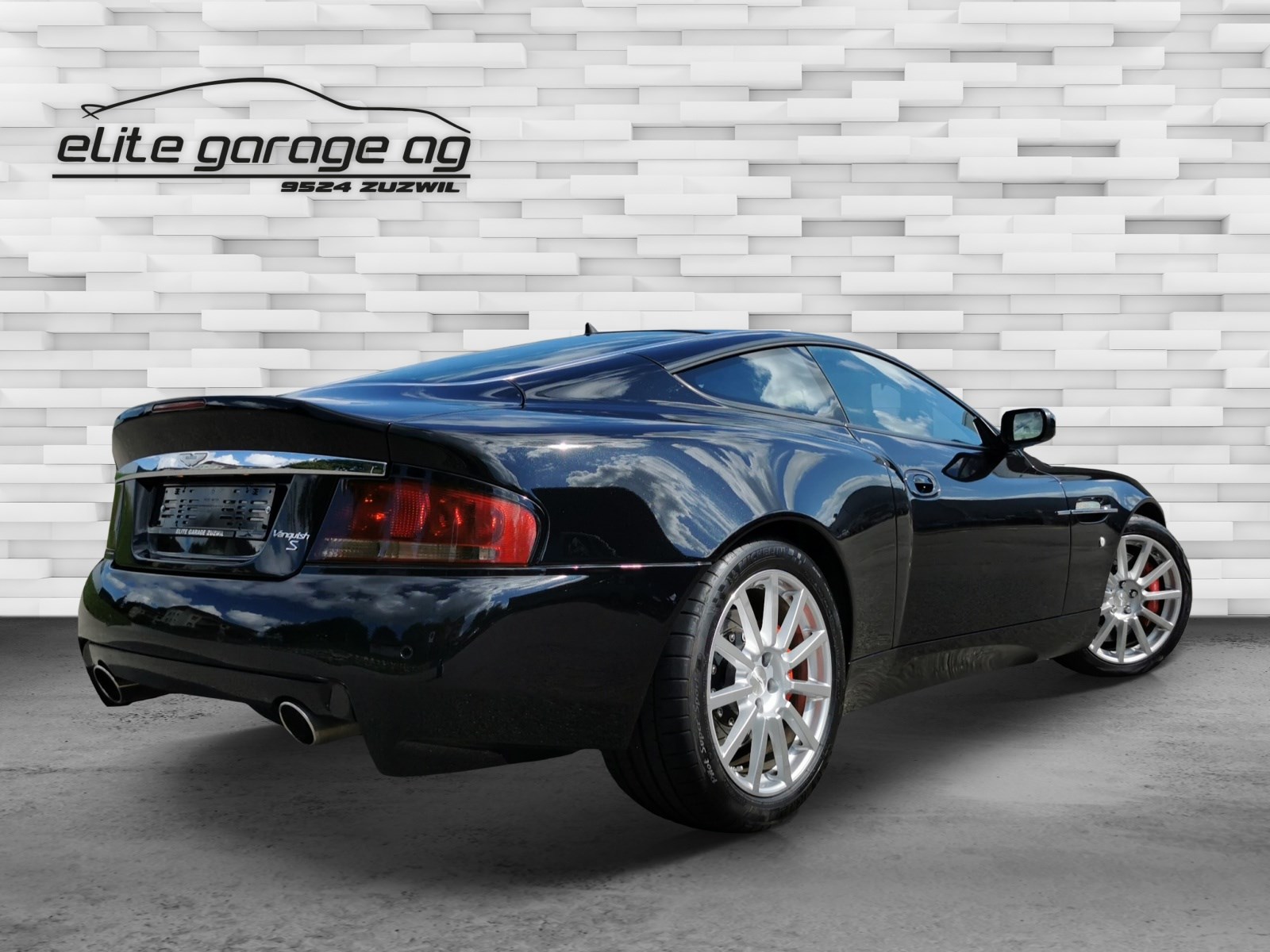 ASTON MARTIN Vanquish V12 S 5.9-48-image-7