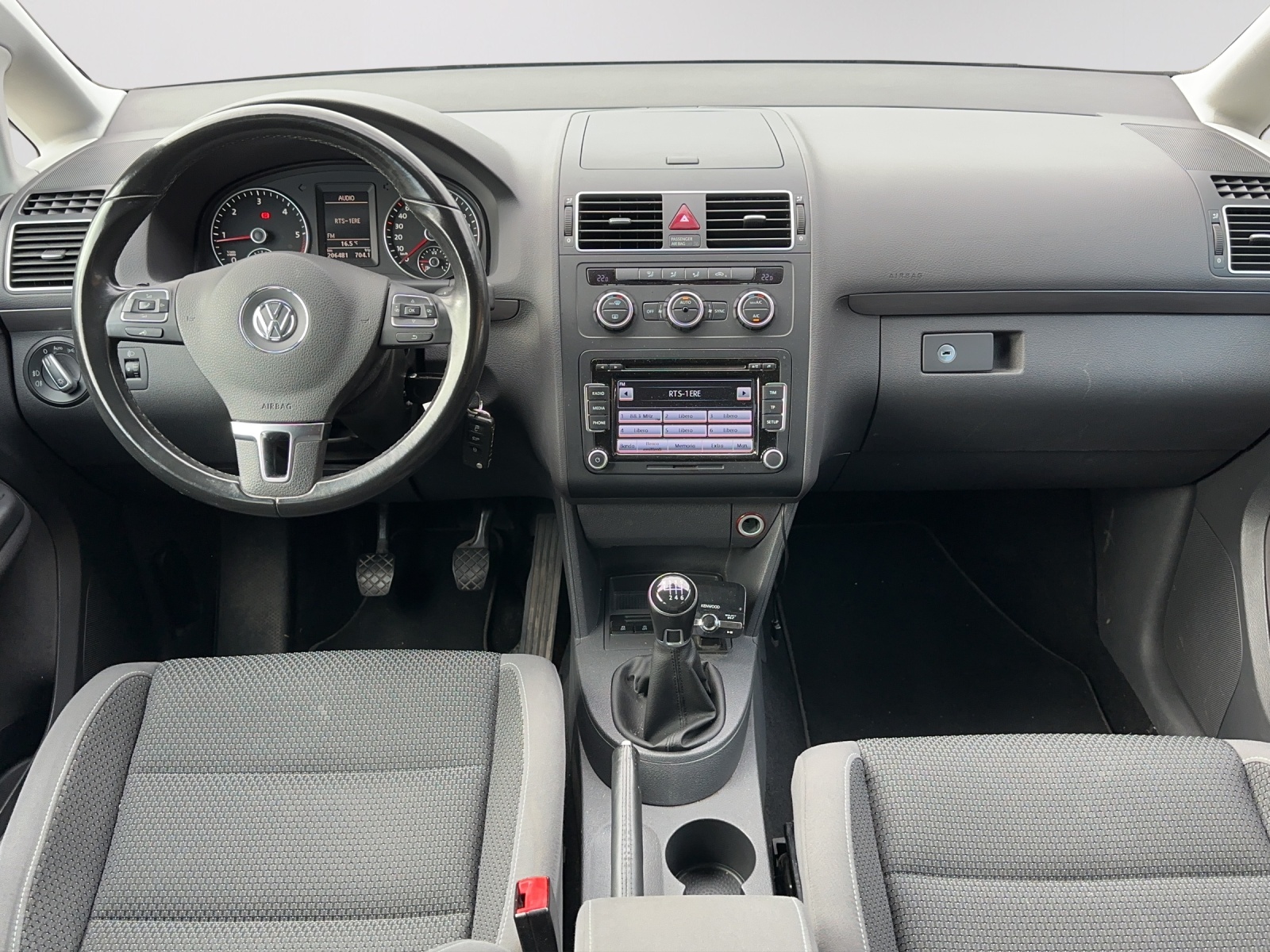 VW Touran 2.0 TDI BlueMotion Technology Comfortline-image-8