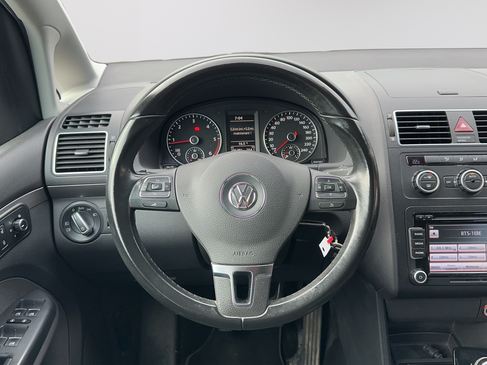 VW Touran 2.0 TDI BlueMotion Technology Comfortline-image-9