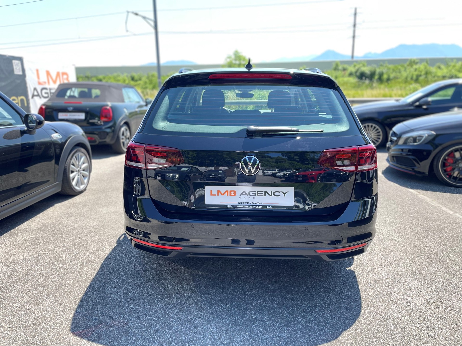 VW Passat 2.0 TDI BMT Business DSG-image-4