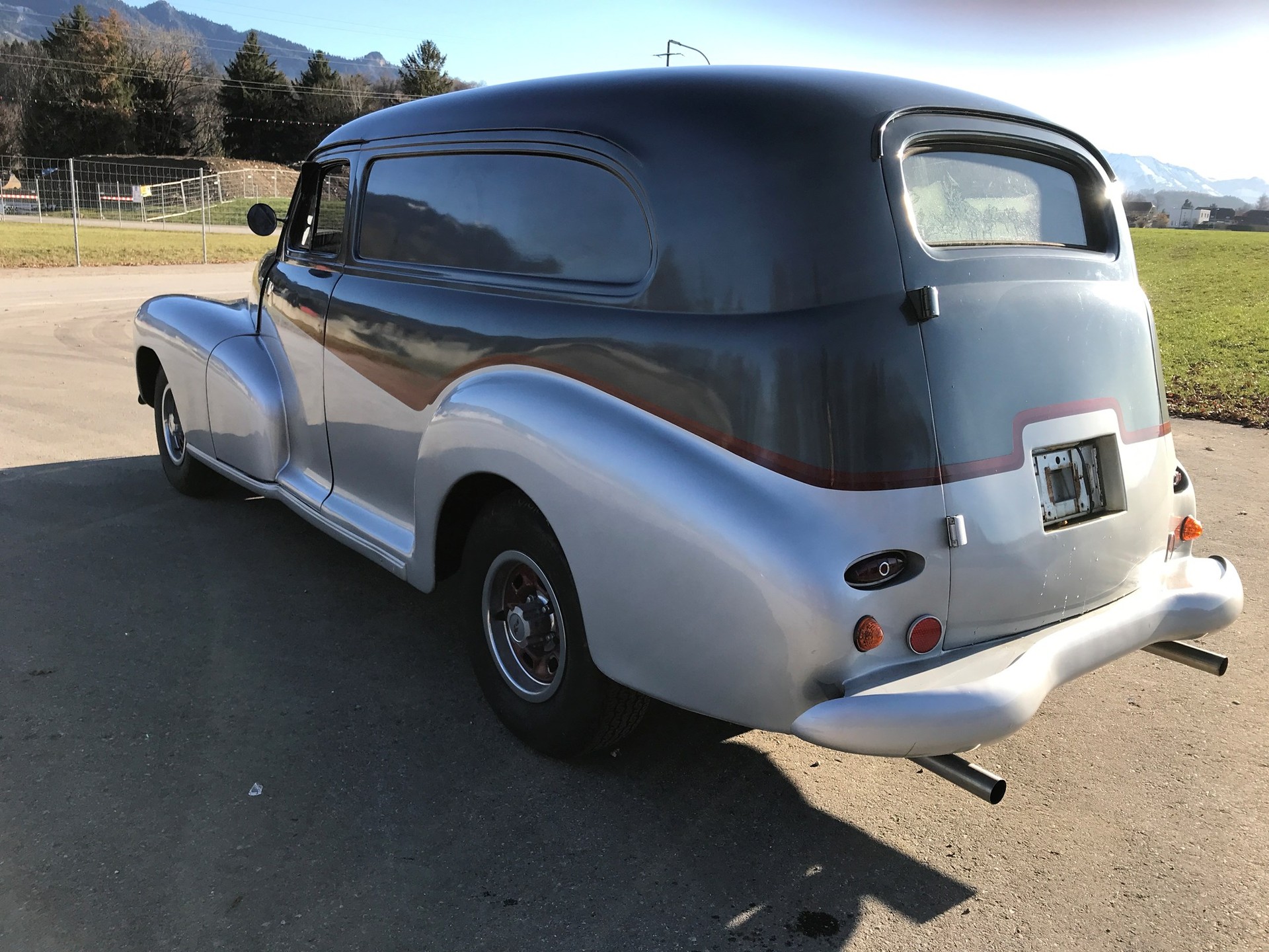 CHEVROLET Panel Wagon-image-1