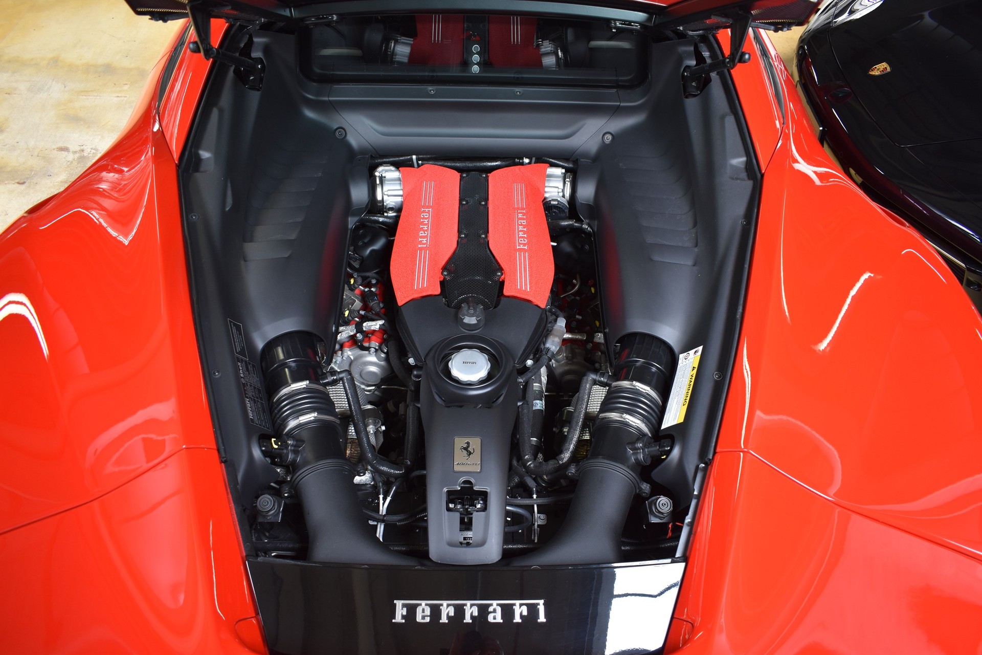 FERRARI 488 GTB 3.9 V8-image-14