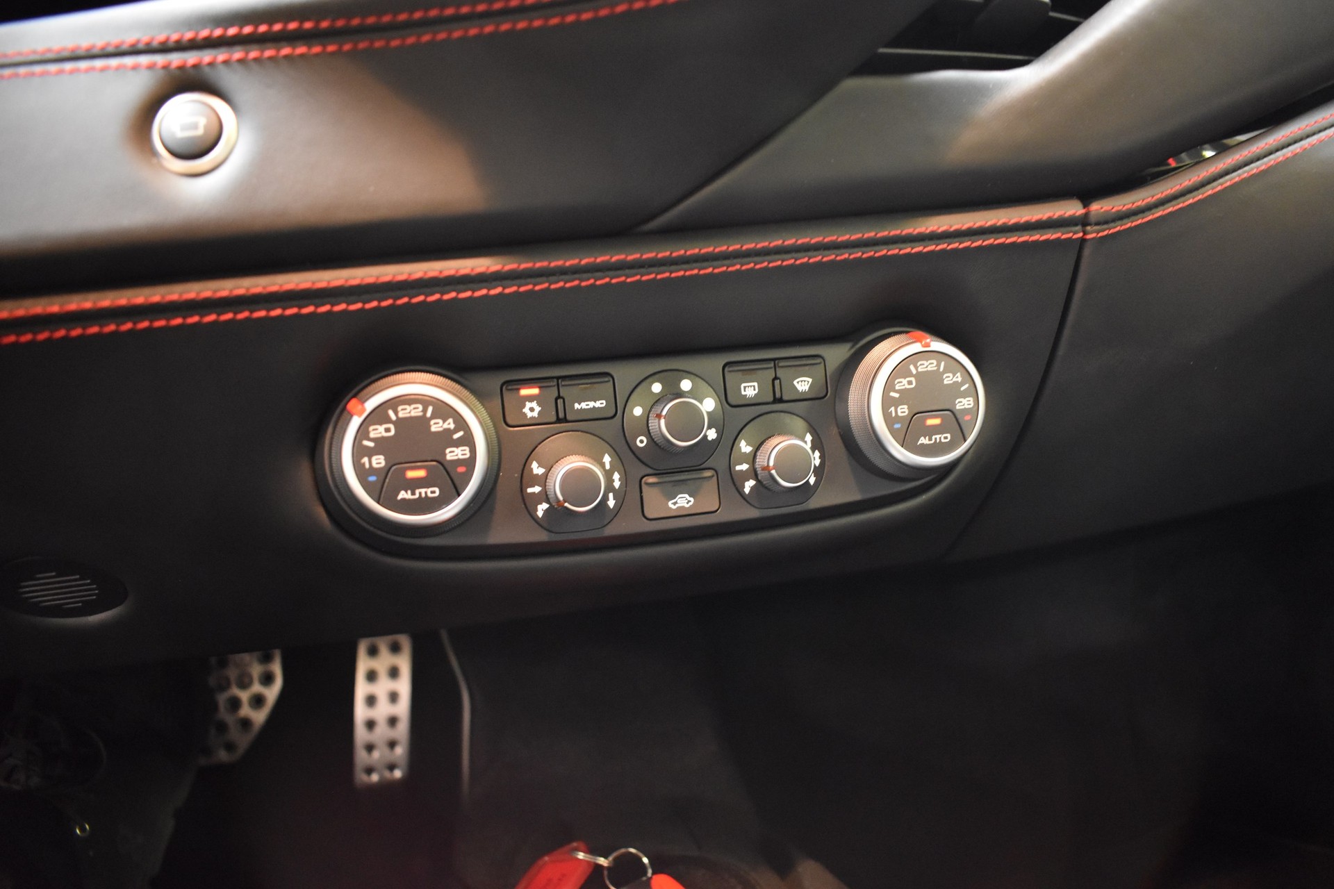 FERRARI 488 GTB 3.9 V8-image-25