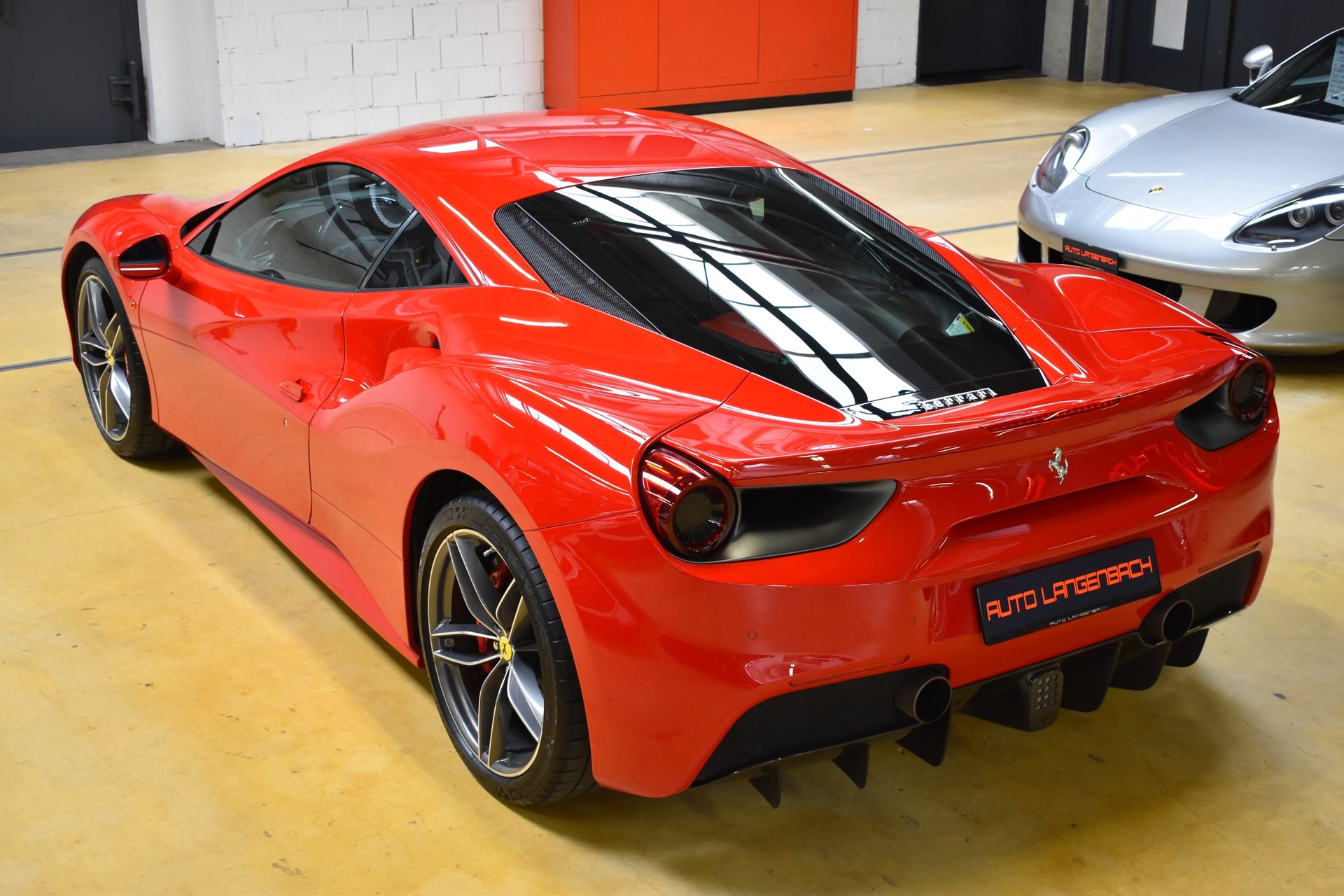 FERRARI 488 GTB 3.9 V8-image-3