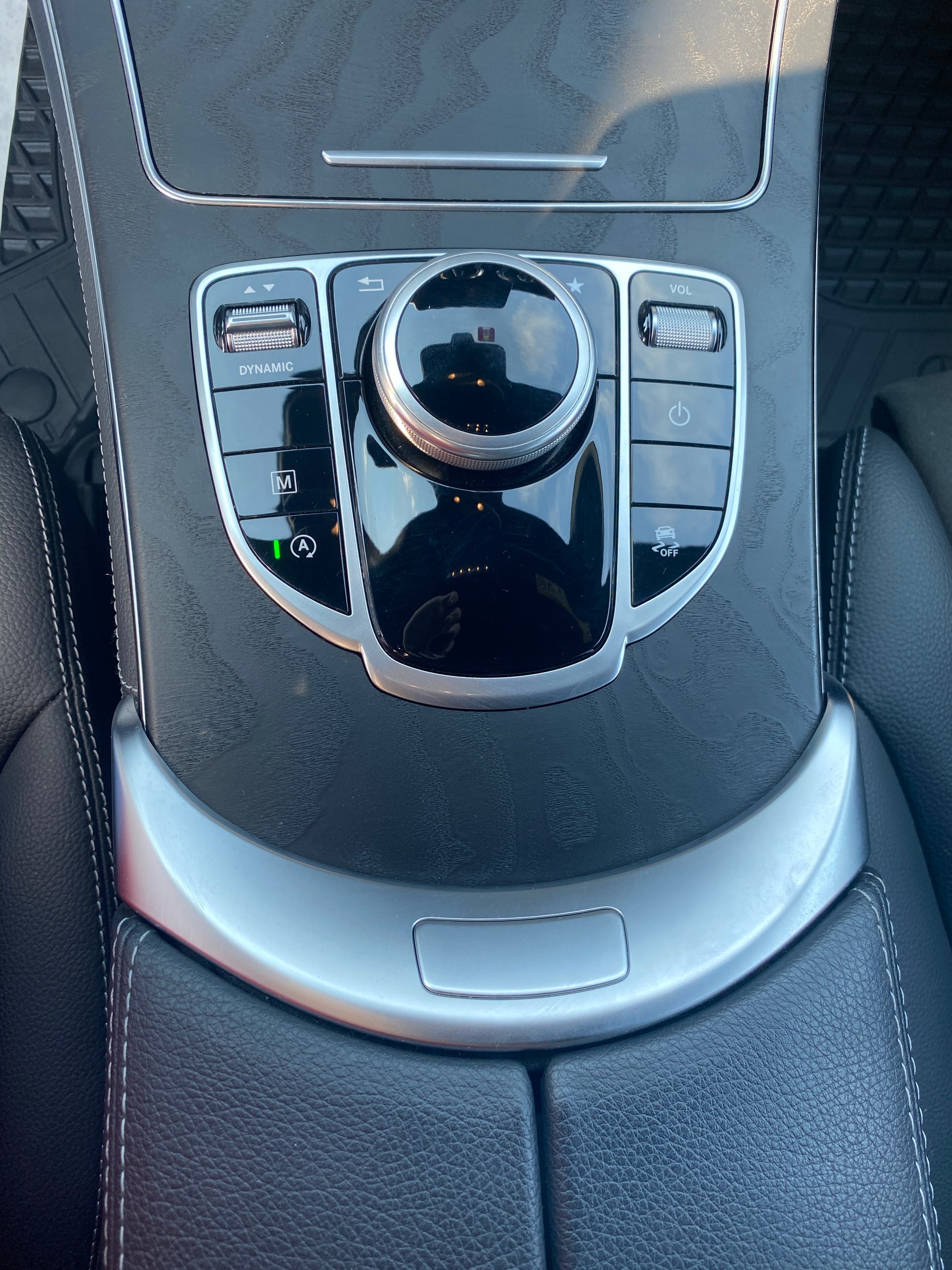 MERCEDES-BENZ GLC 250 d 4Matic 9G-Tronic-image-11