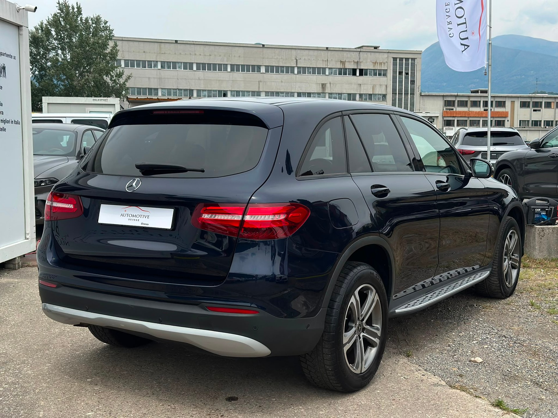 MERCEDES-BENZ GLC 250 d 4Matic 9G-Tronic-image-3