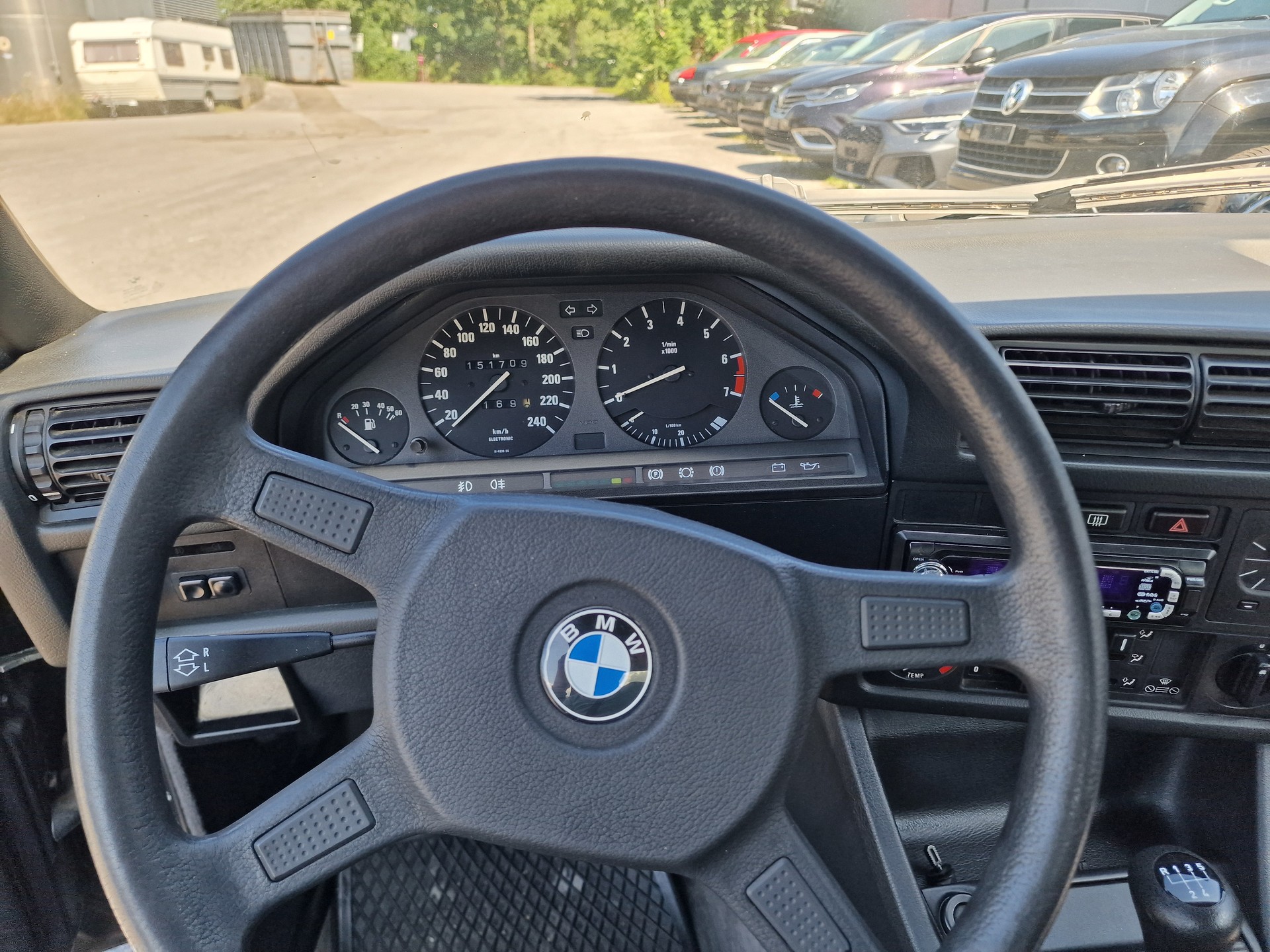 BMW 318i Cabrio MFK neu 12Mt Garantie-image-14