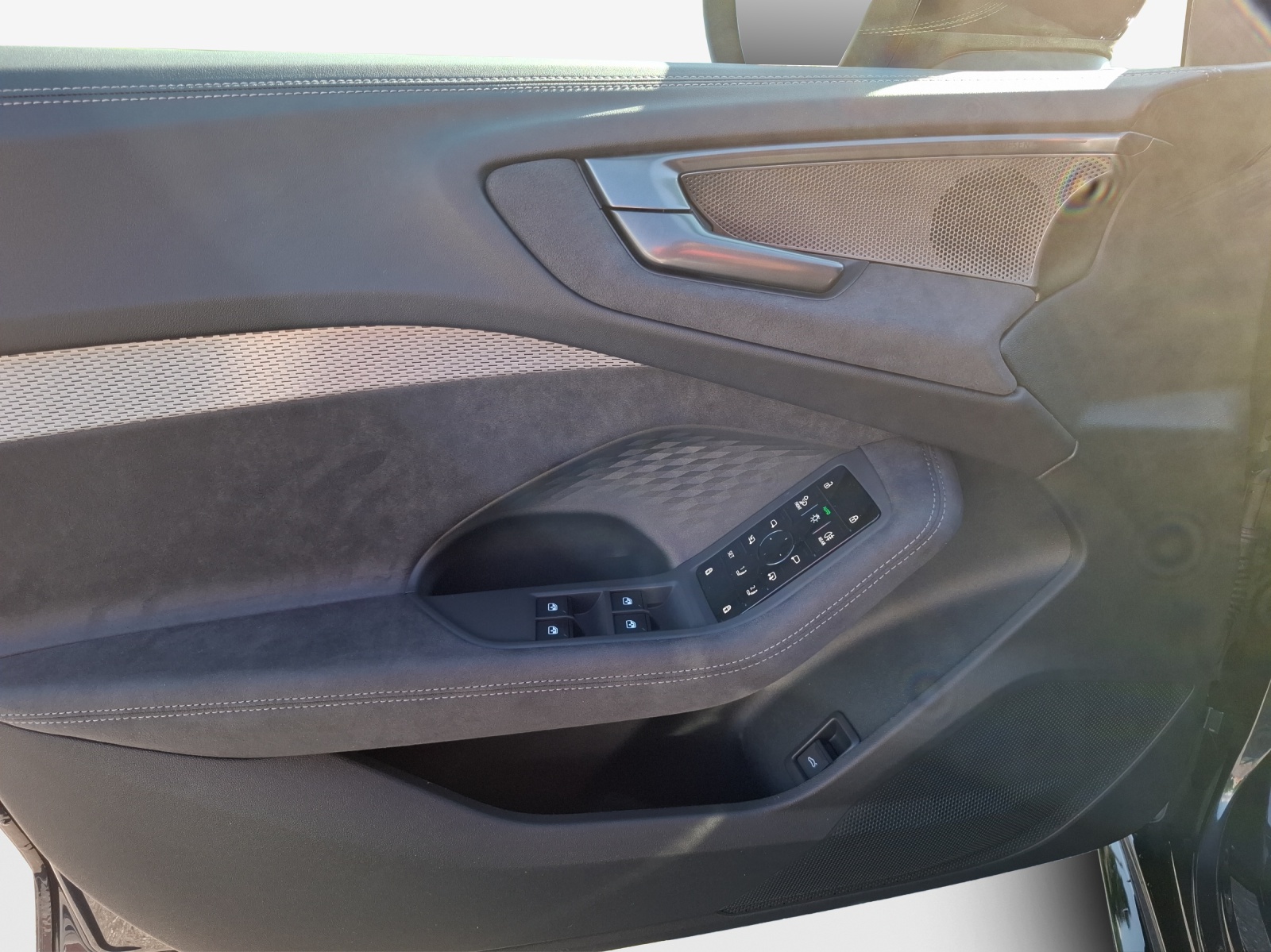 AUDI S5 Avant TFSI quattro S tronic-image-15