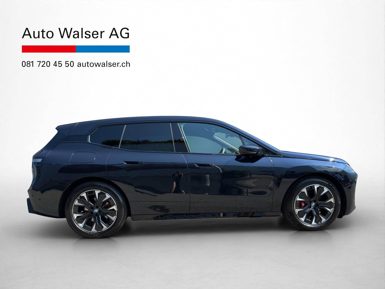 BMW iX xDrive45-image-5