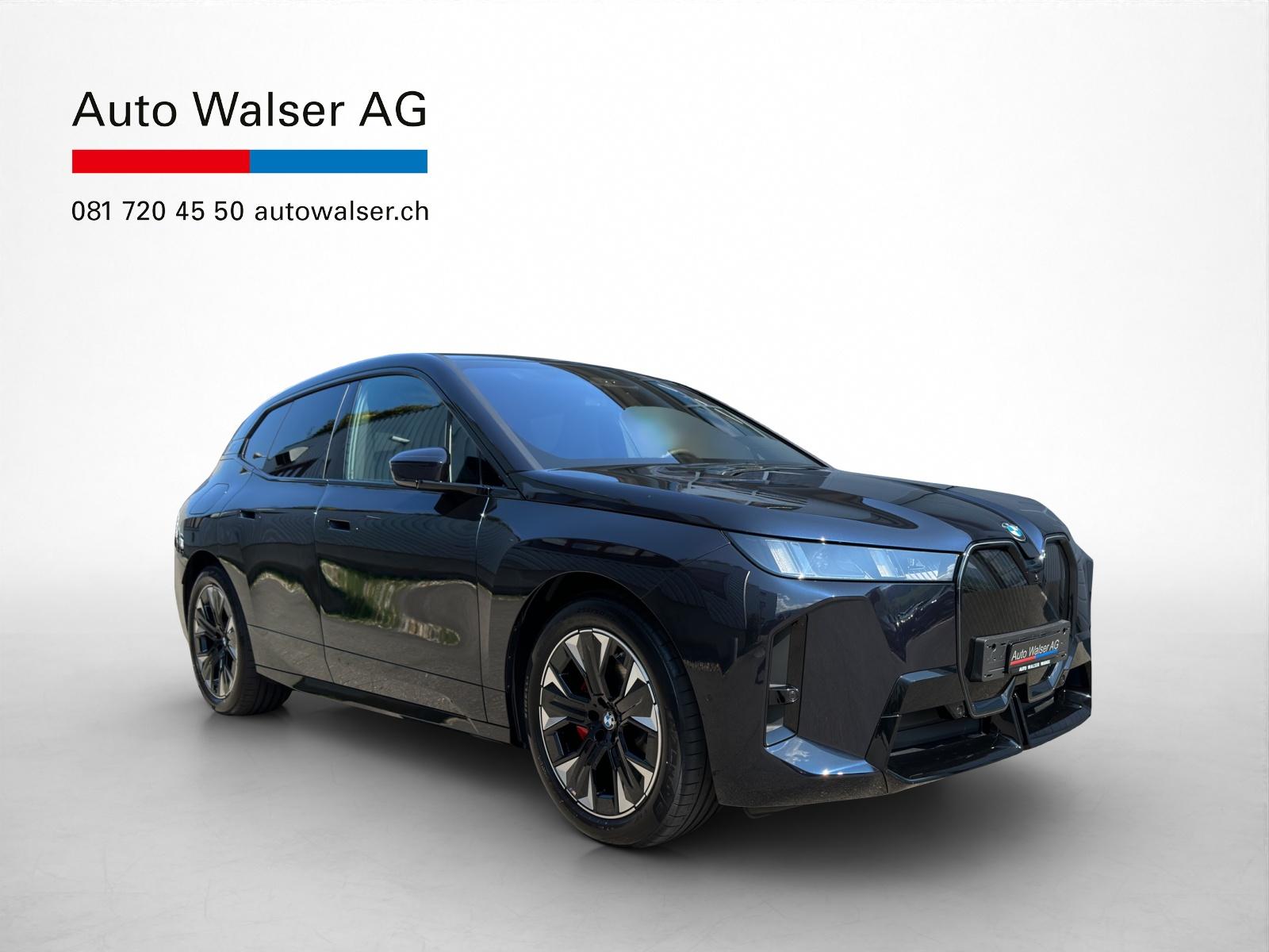 BMW iX xDrive45-image-6