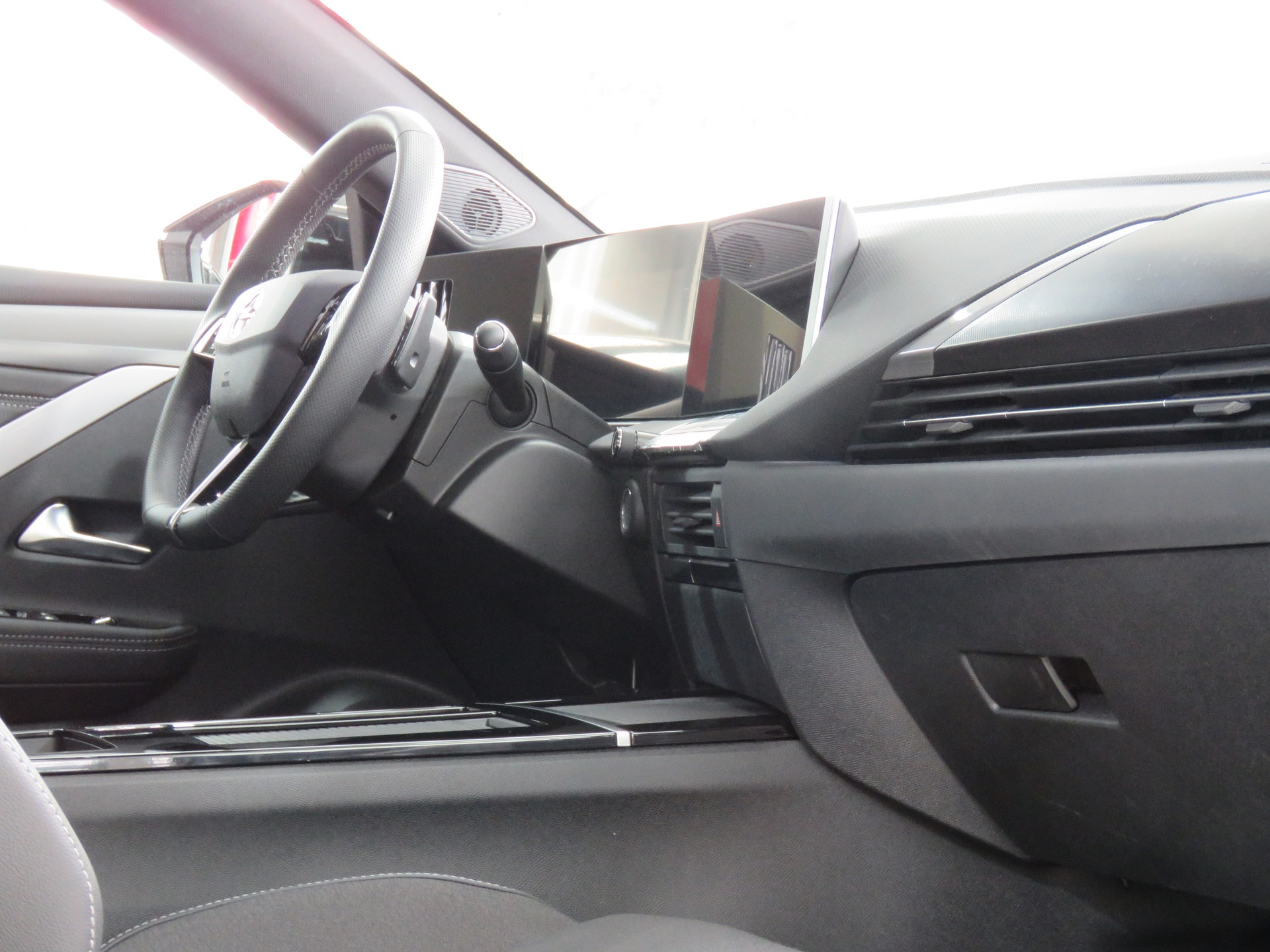 OPEL Astra 1.6 PHEV Turbo Swiss Plus Automat-image-10